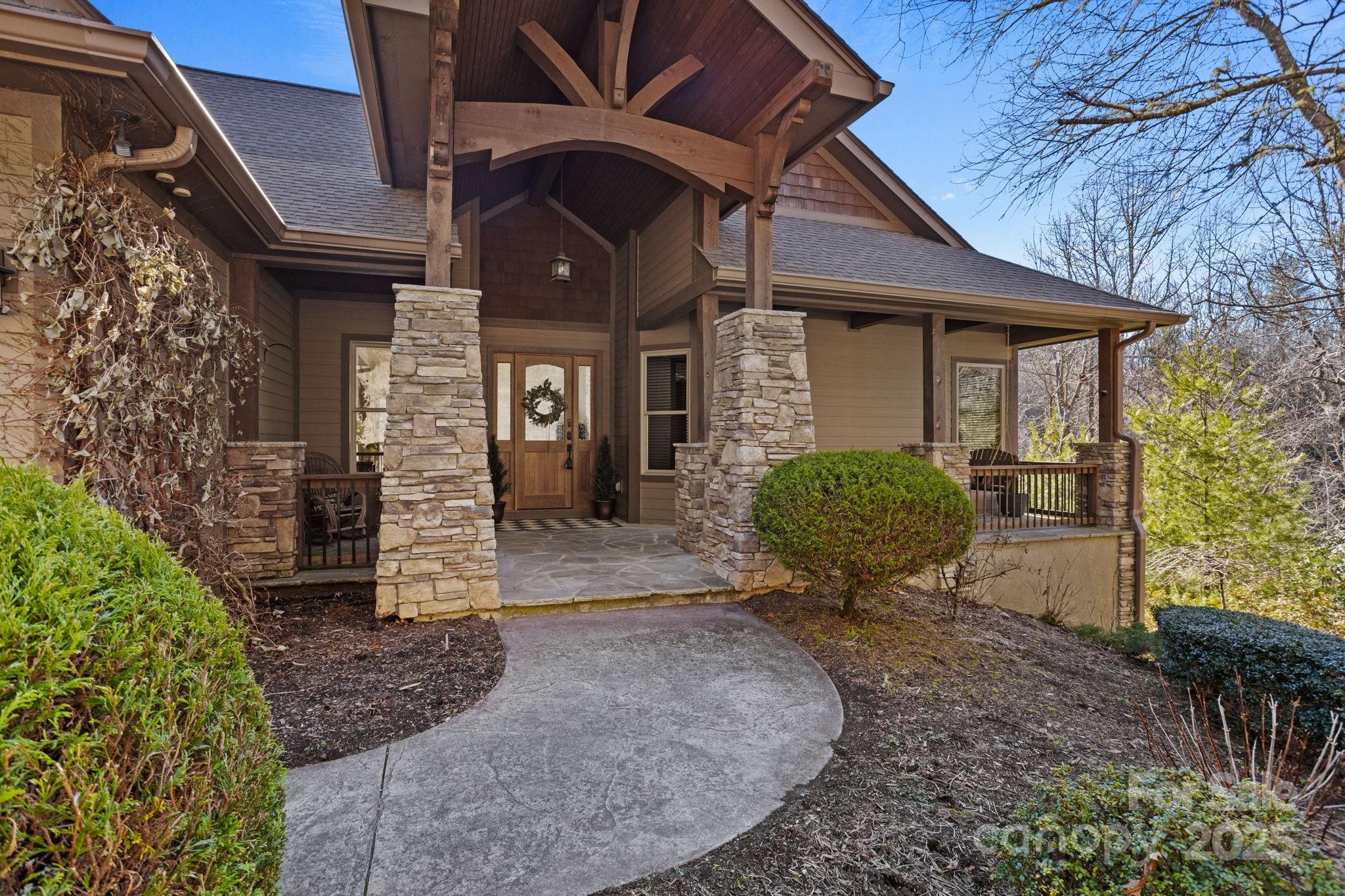 48 Blackgum Court