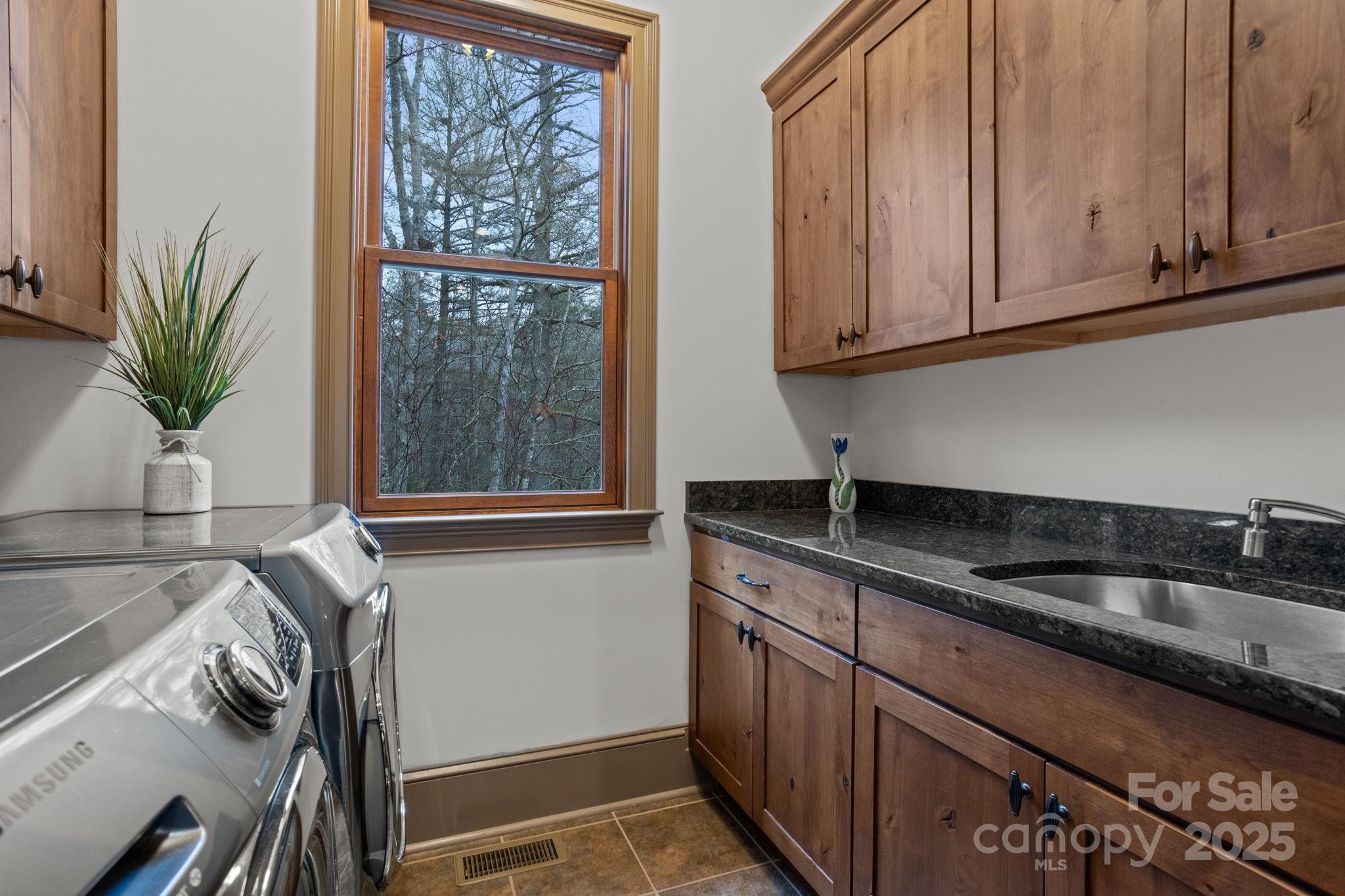 48 Blackgum Court