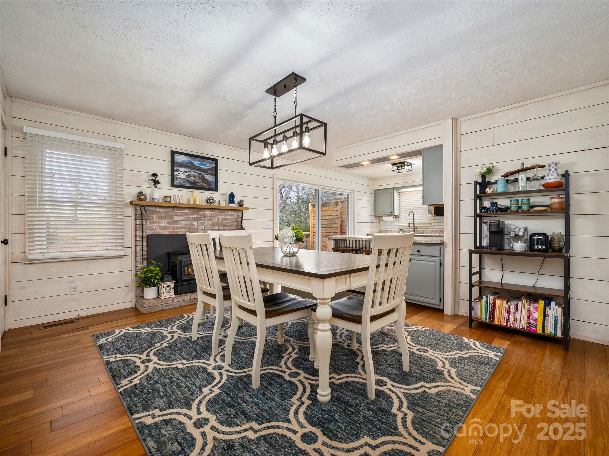 2113 Glenheath Drive