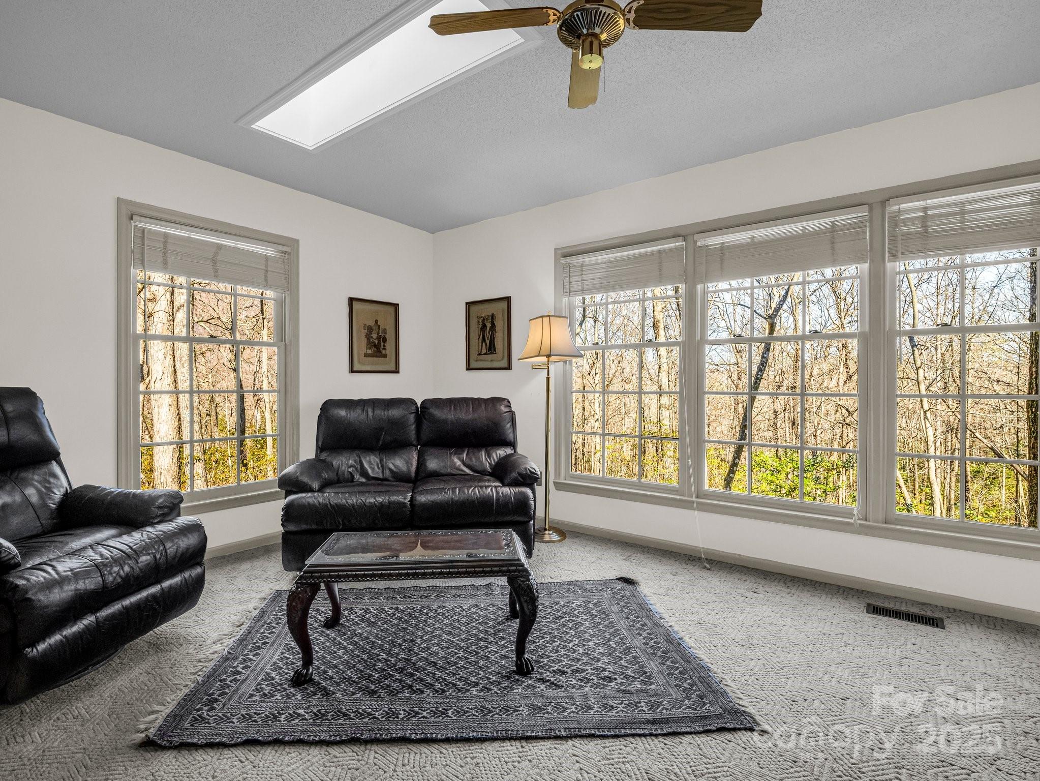 85 Chocolate Drop Mountain Road