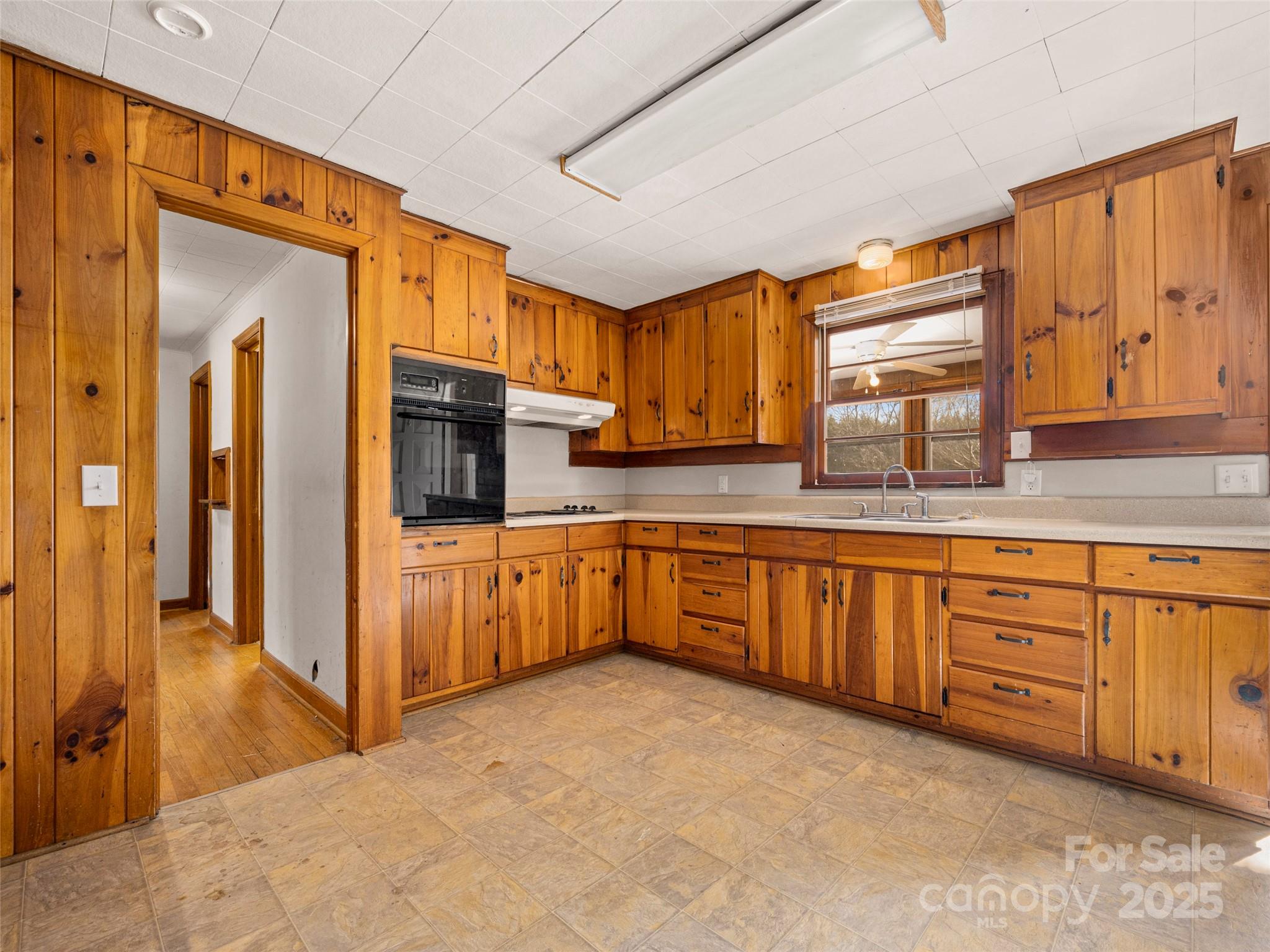 323 Stepp Avenue