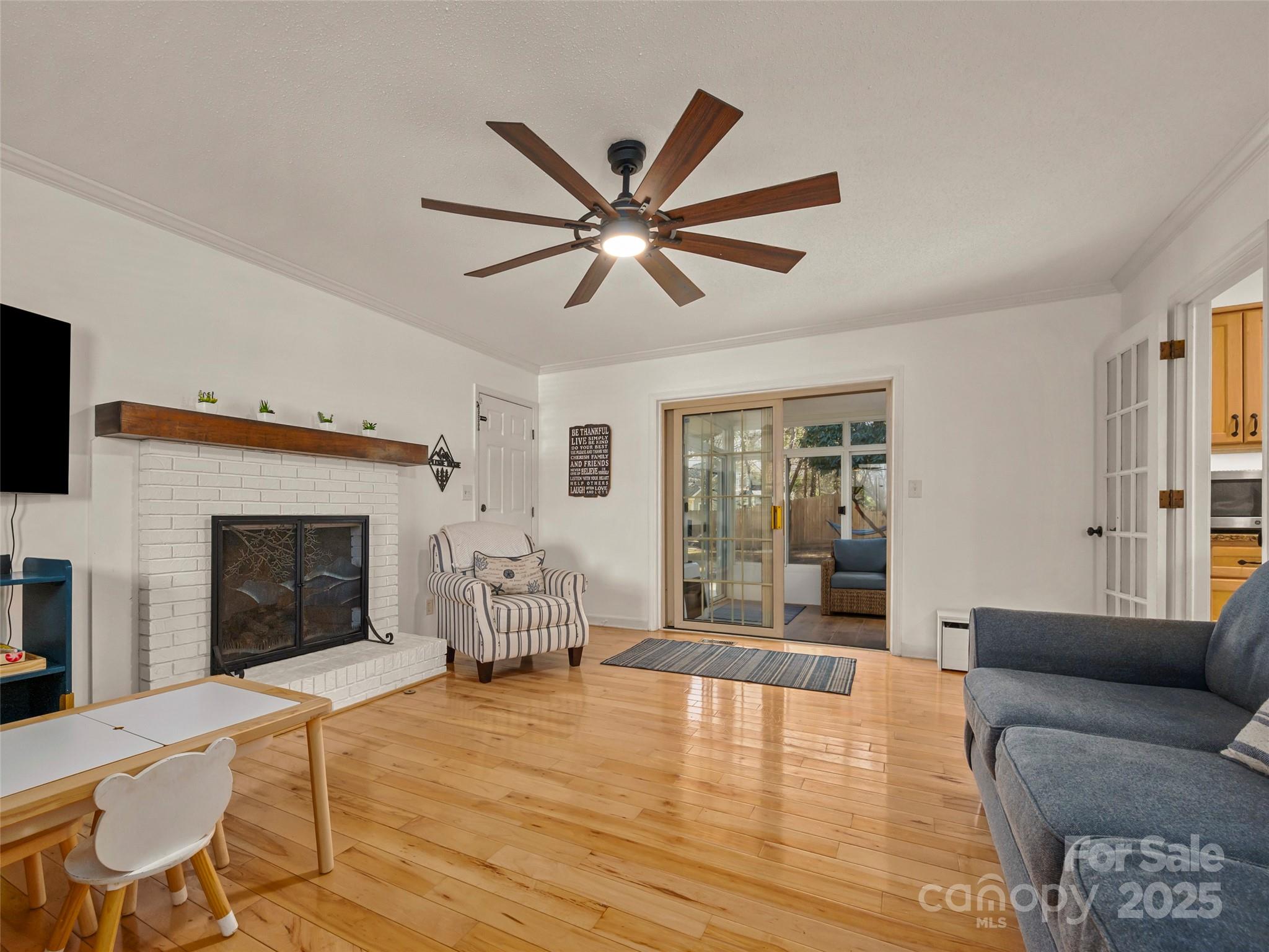 4 Bridle Path Court