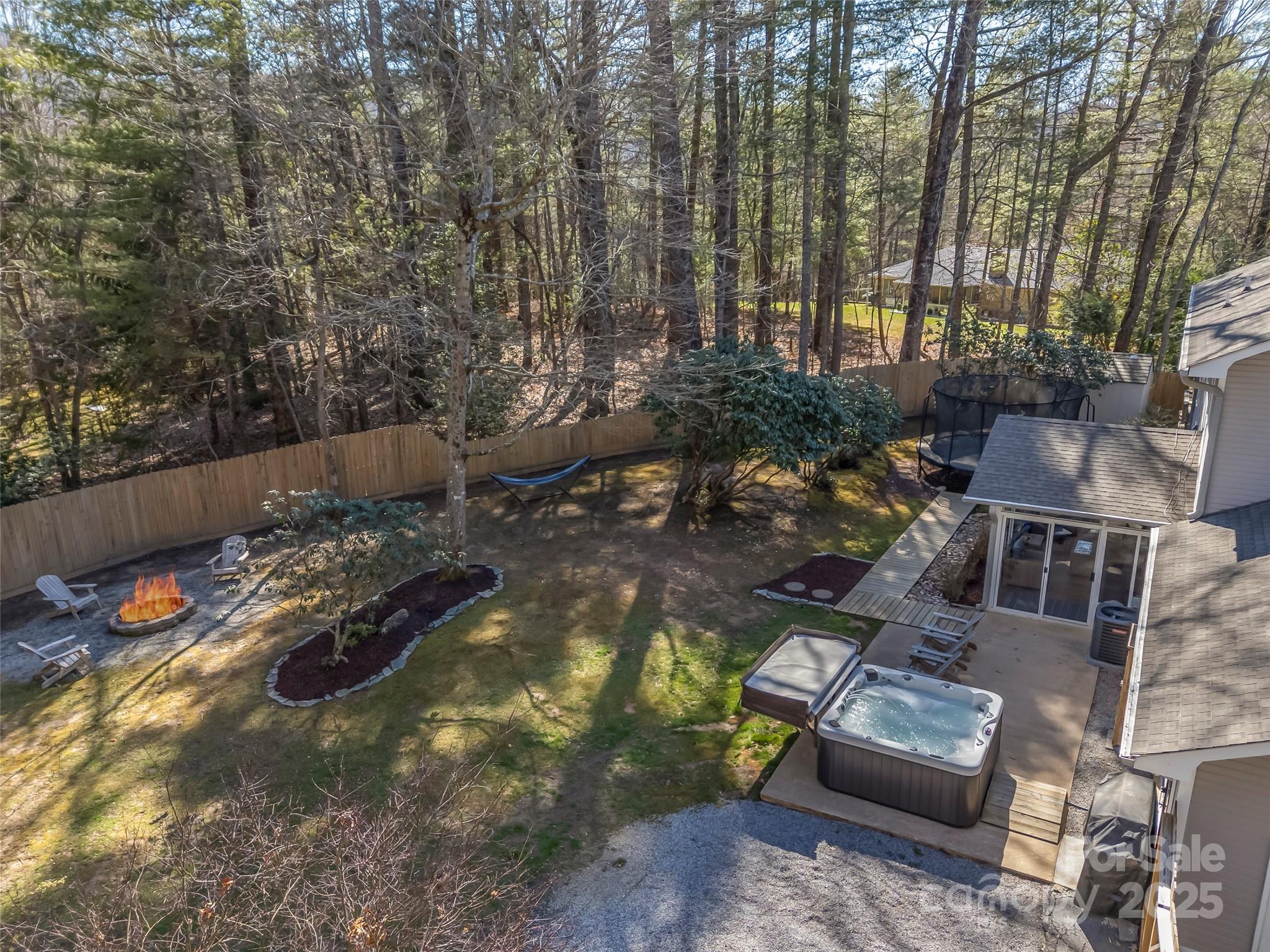 4 Bridle Path Court