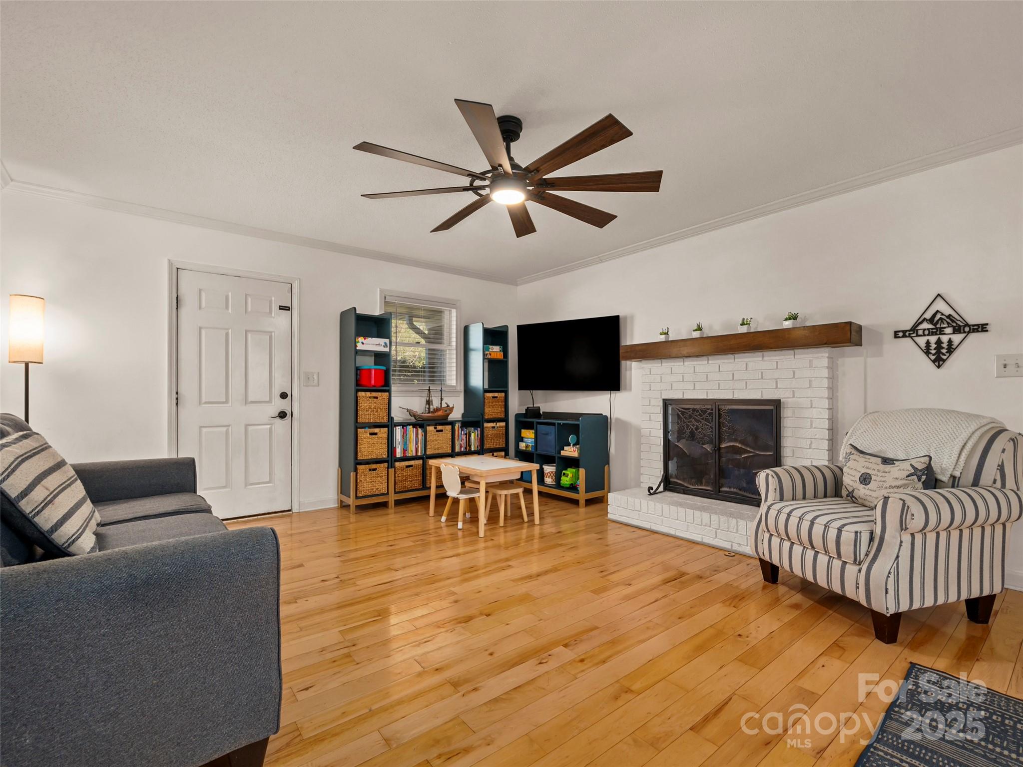 4 Bridle Path Court