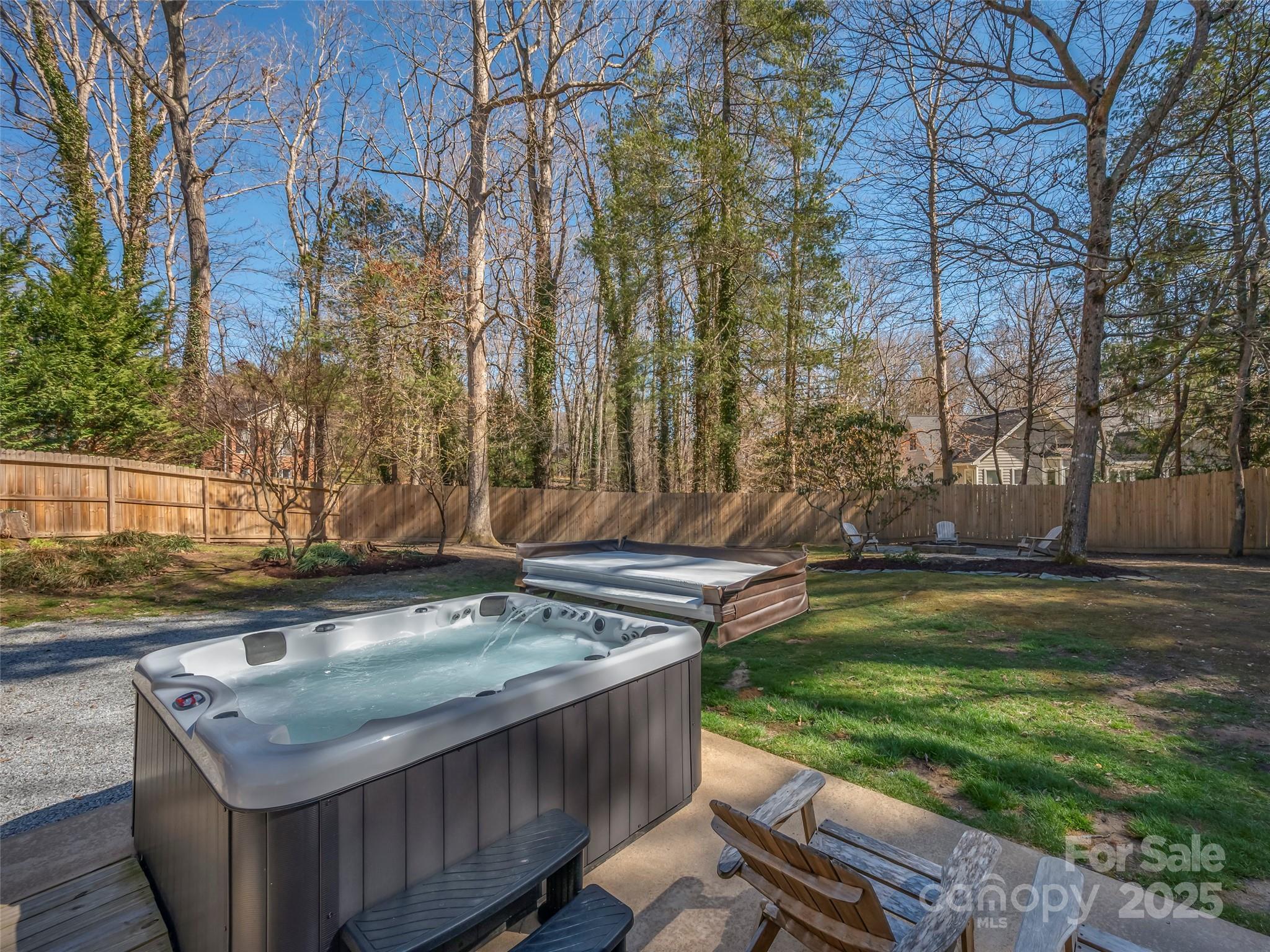 4 Bridle Path Court