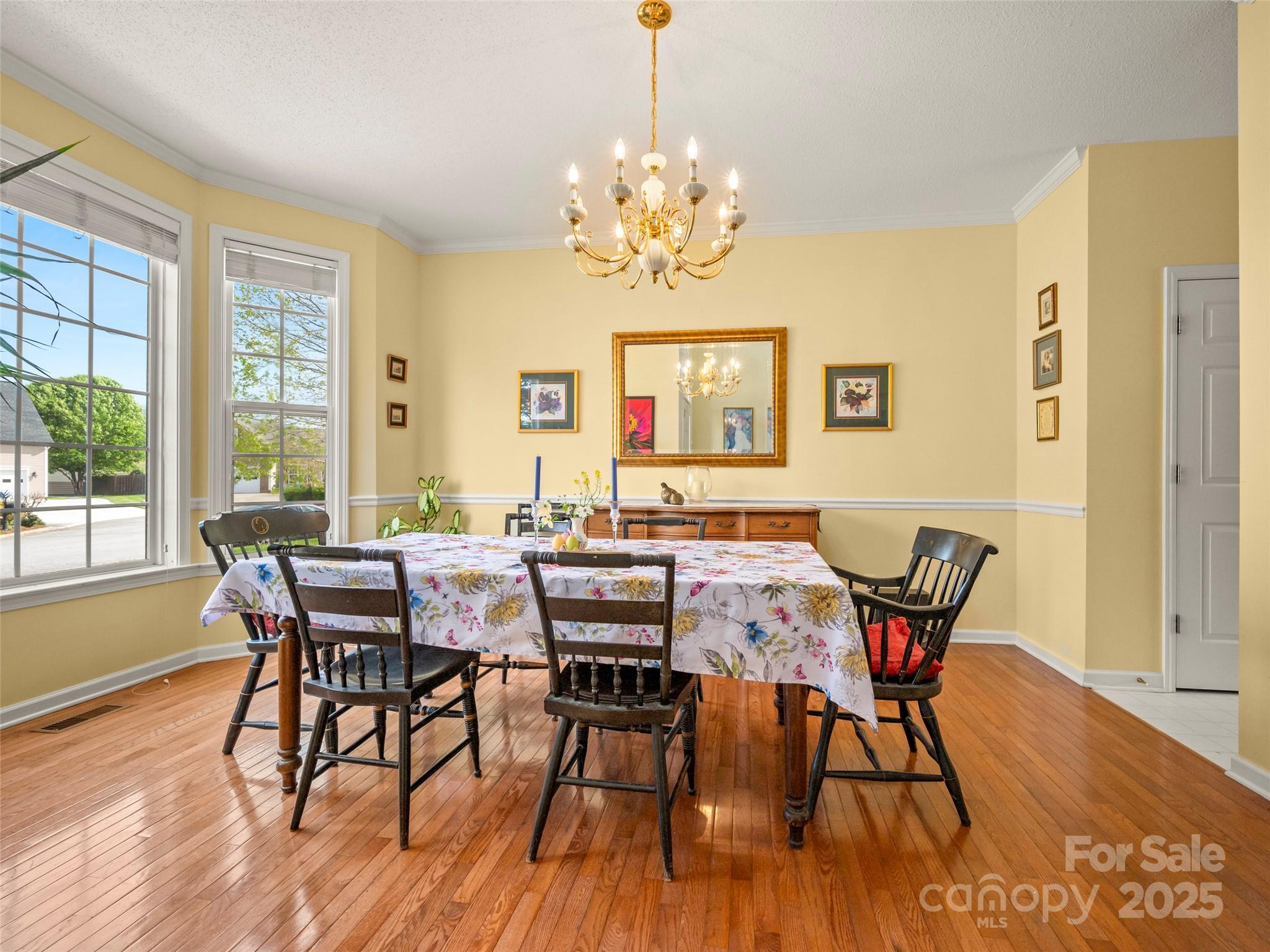 444 English Oak Road