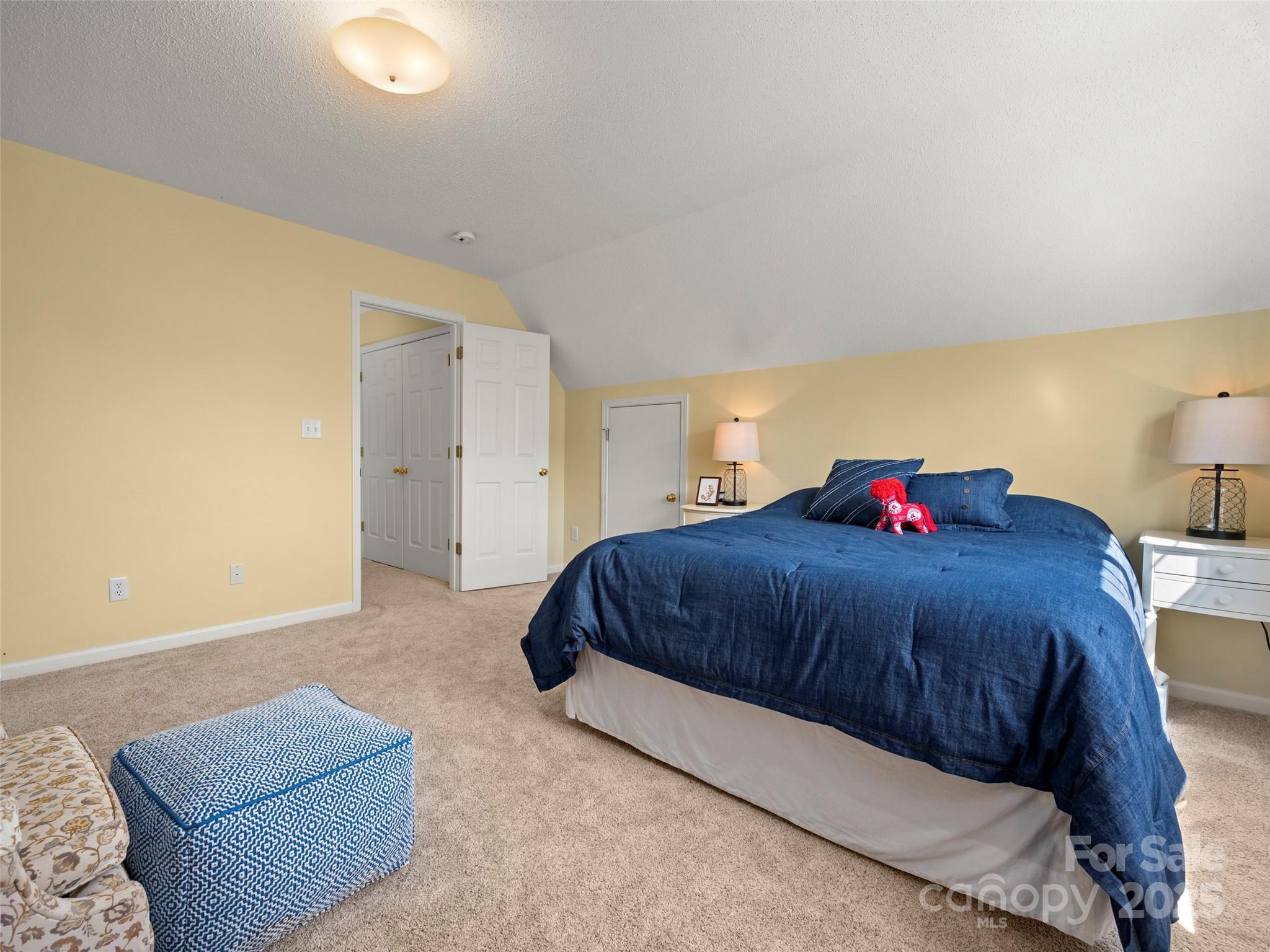 444 English Oak Road