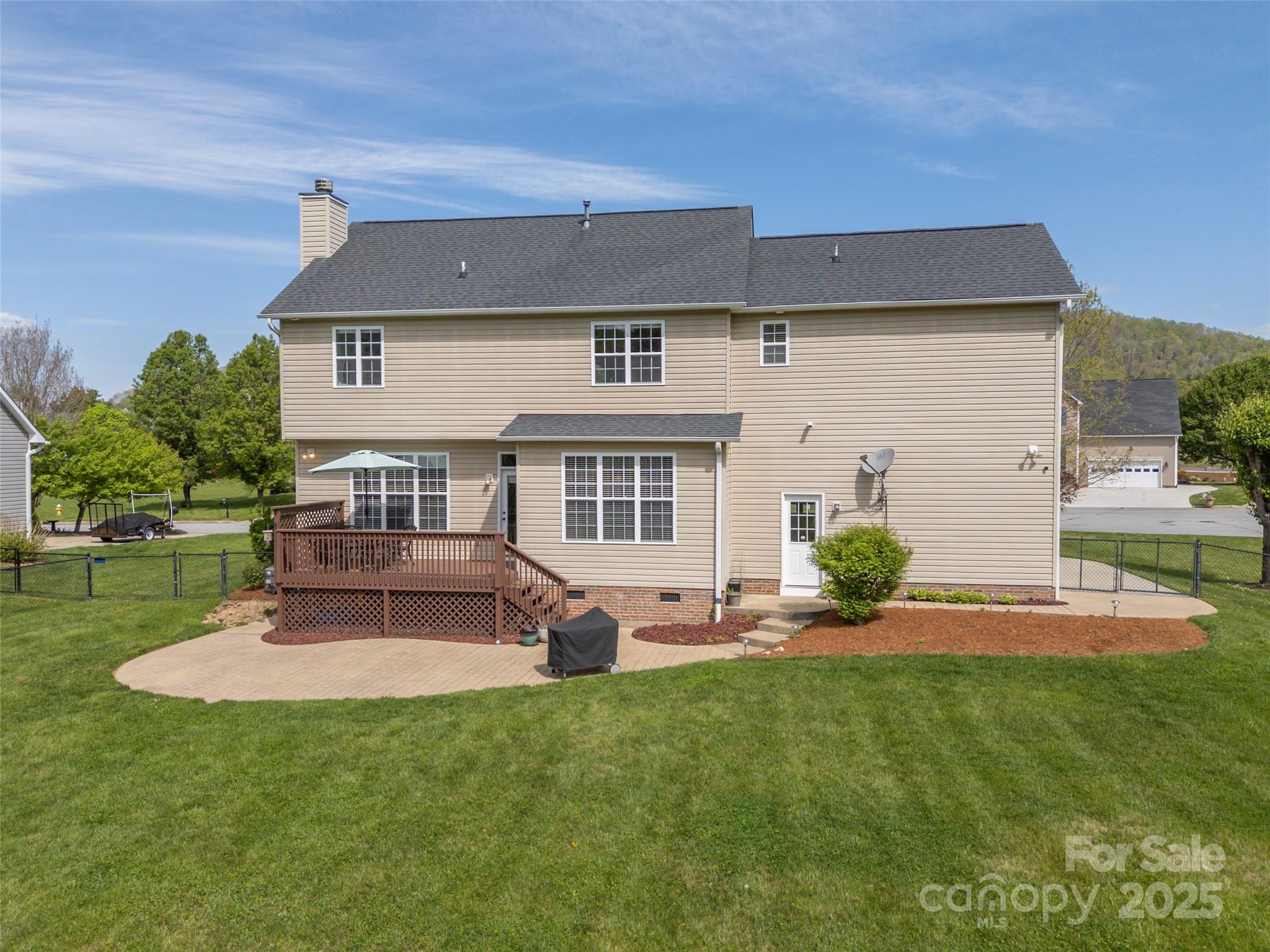 444 English Oak Road