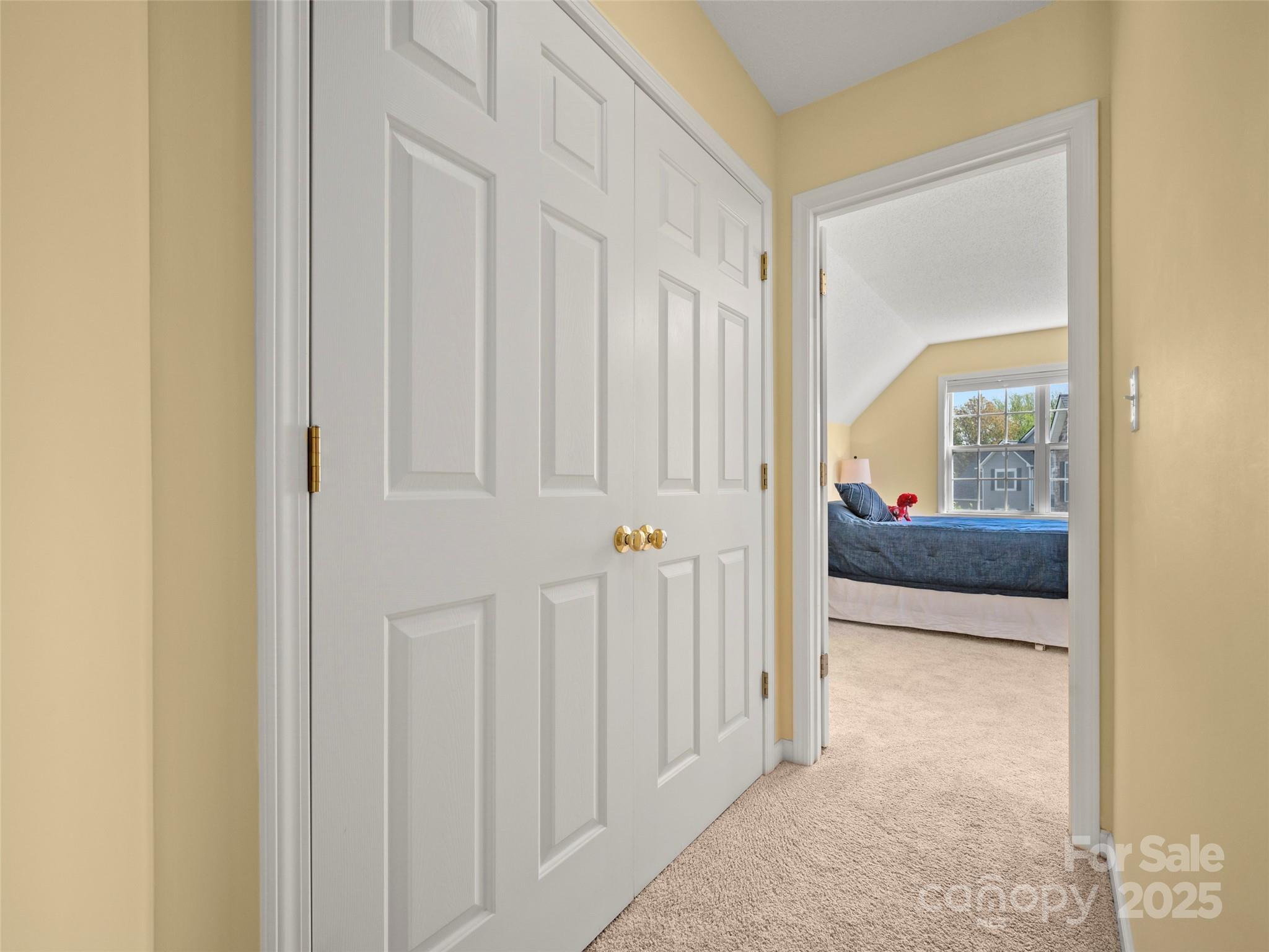 444 English Oak Road