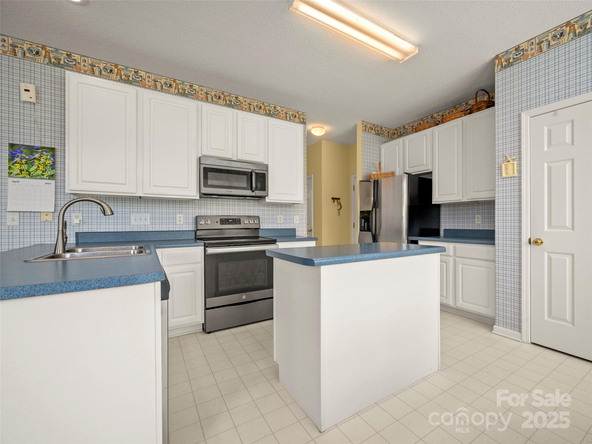 444 English Oak Road