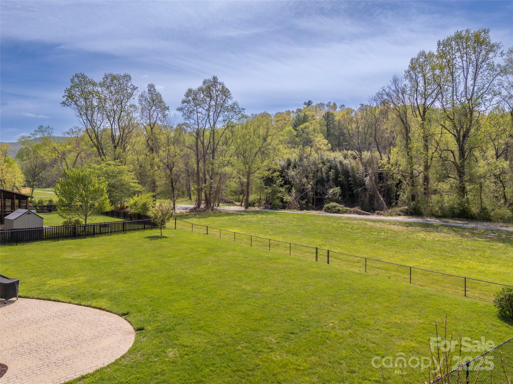 444 English Oak Road
