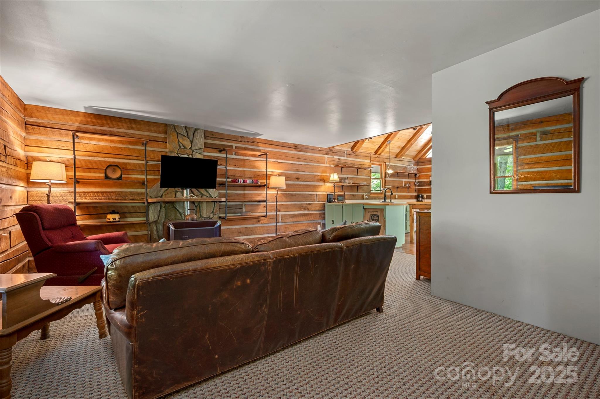 84 Bishop Lane