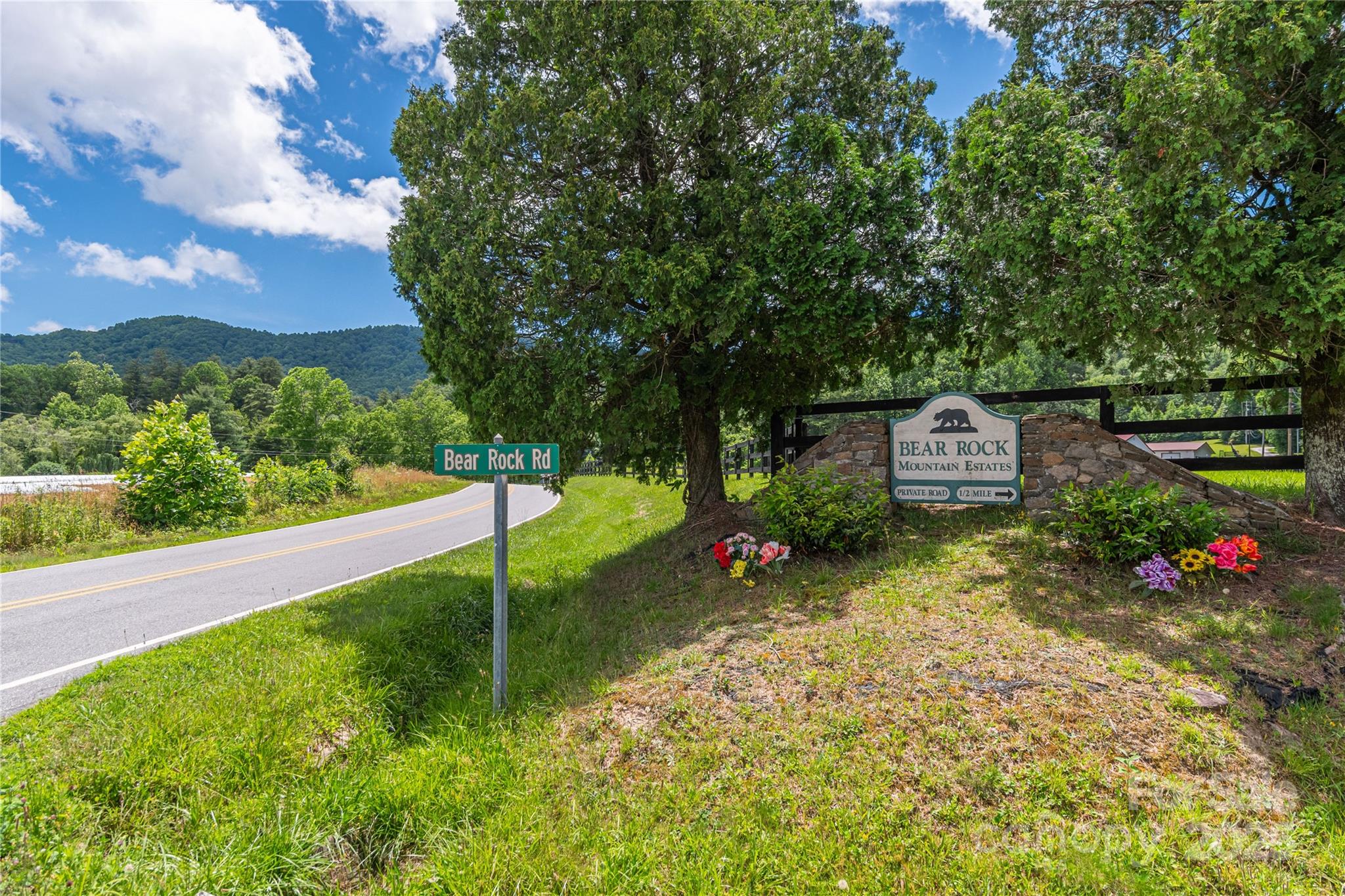 152 Bear Rock Road
