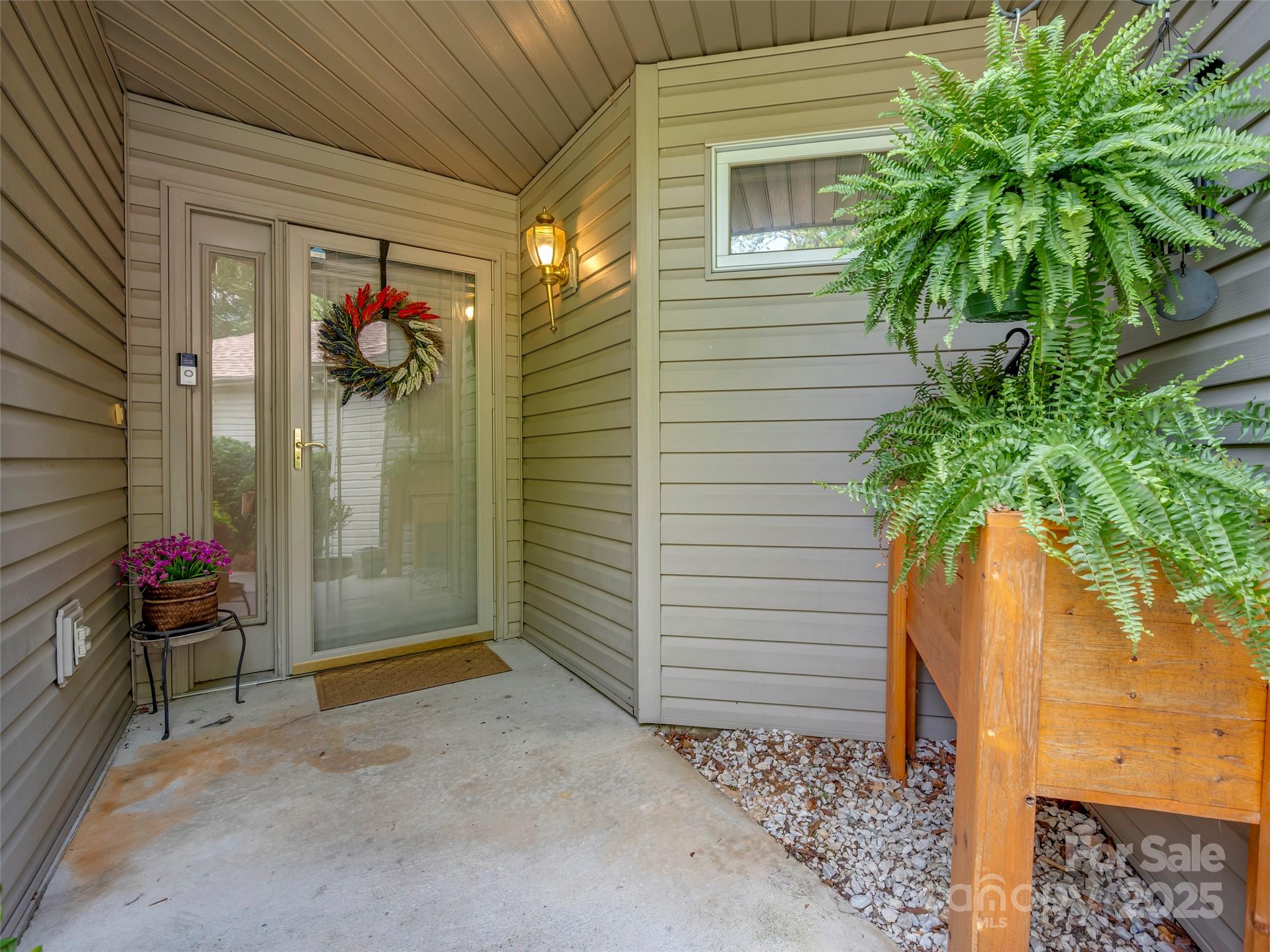12 Tisha Lane
