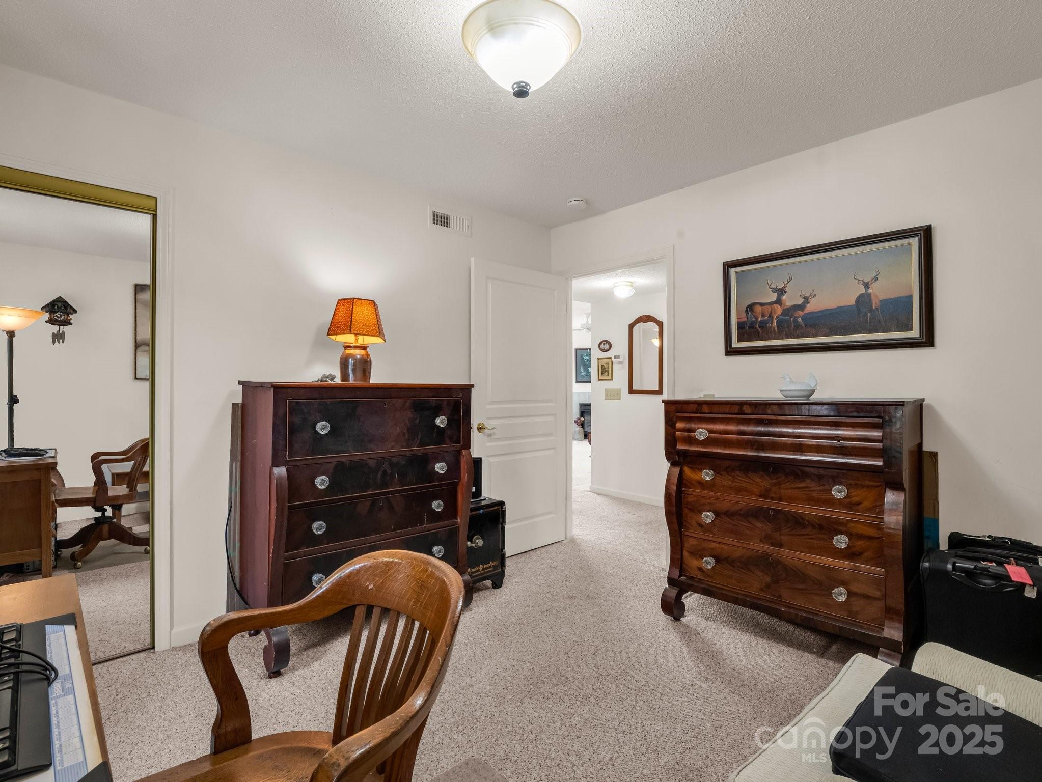 1901 Deermouse Way