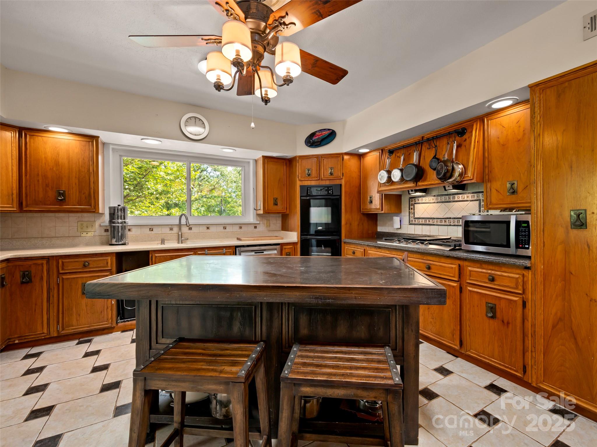 456 Baker Road
