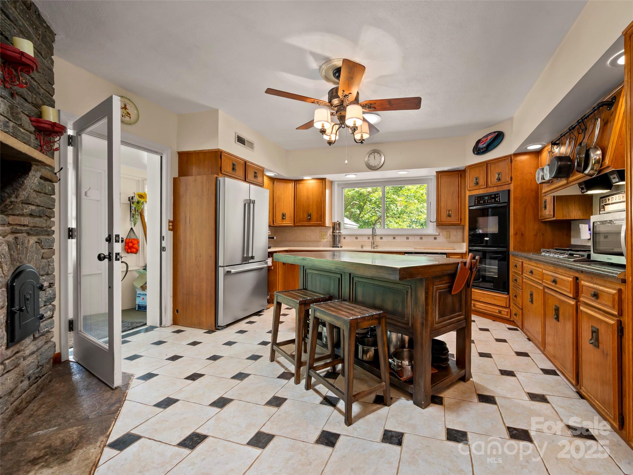 456 Baker Road