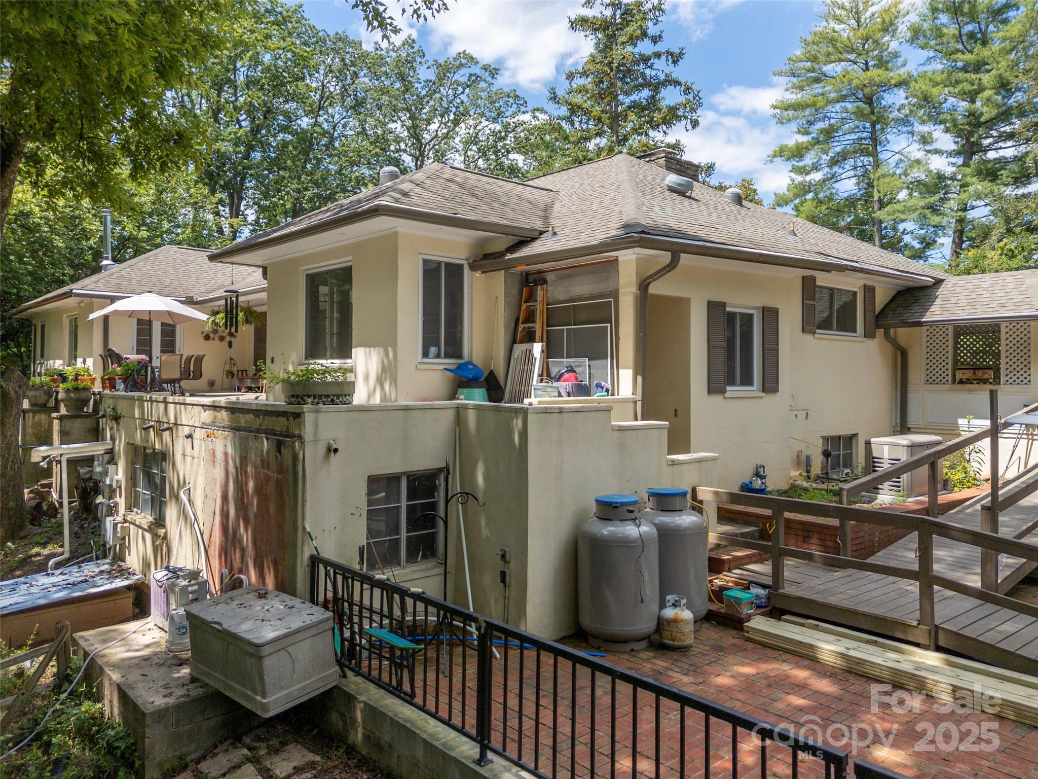 456 Baker Road