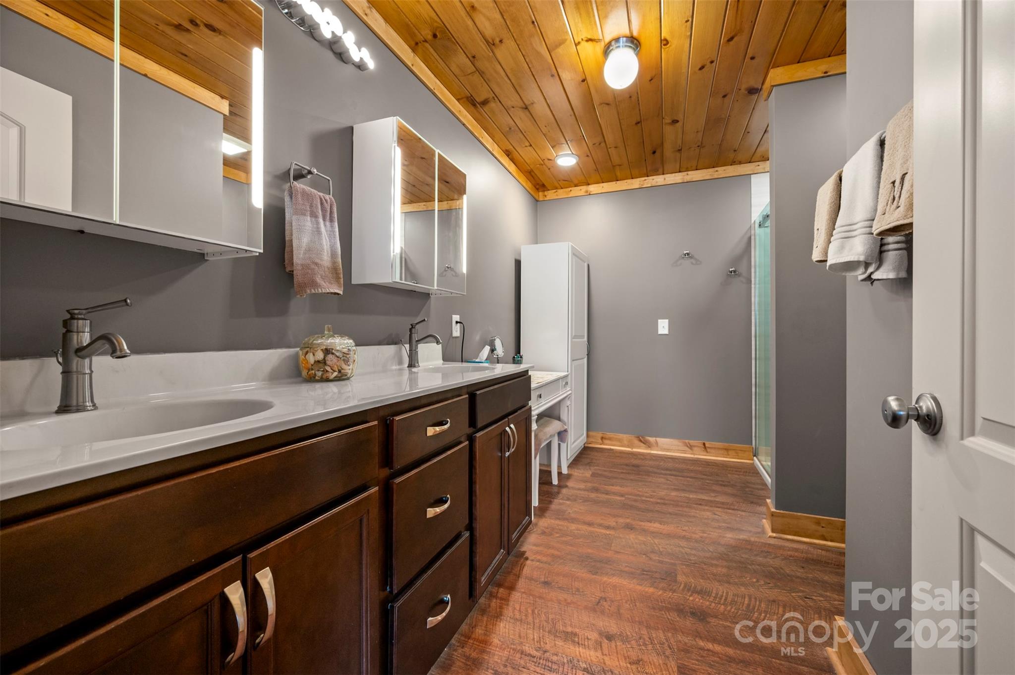 311 Mountain Lookout Drive