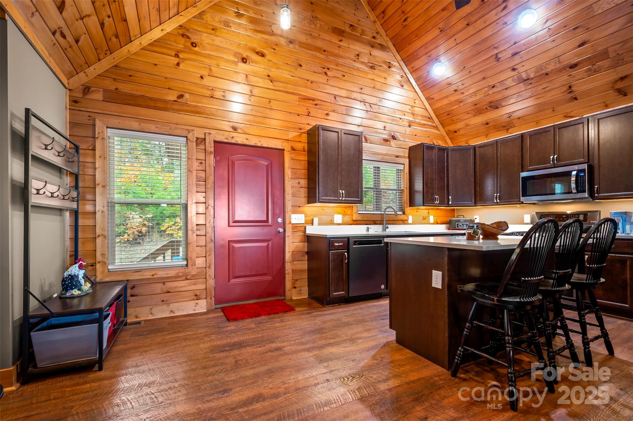 311 Mountain Lookout Drive