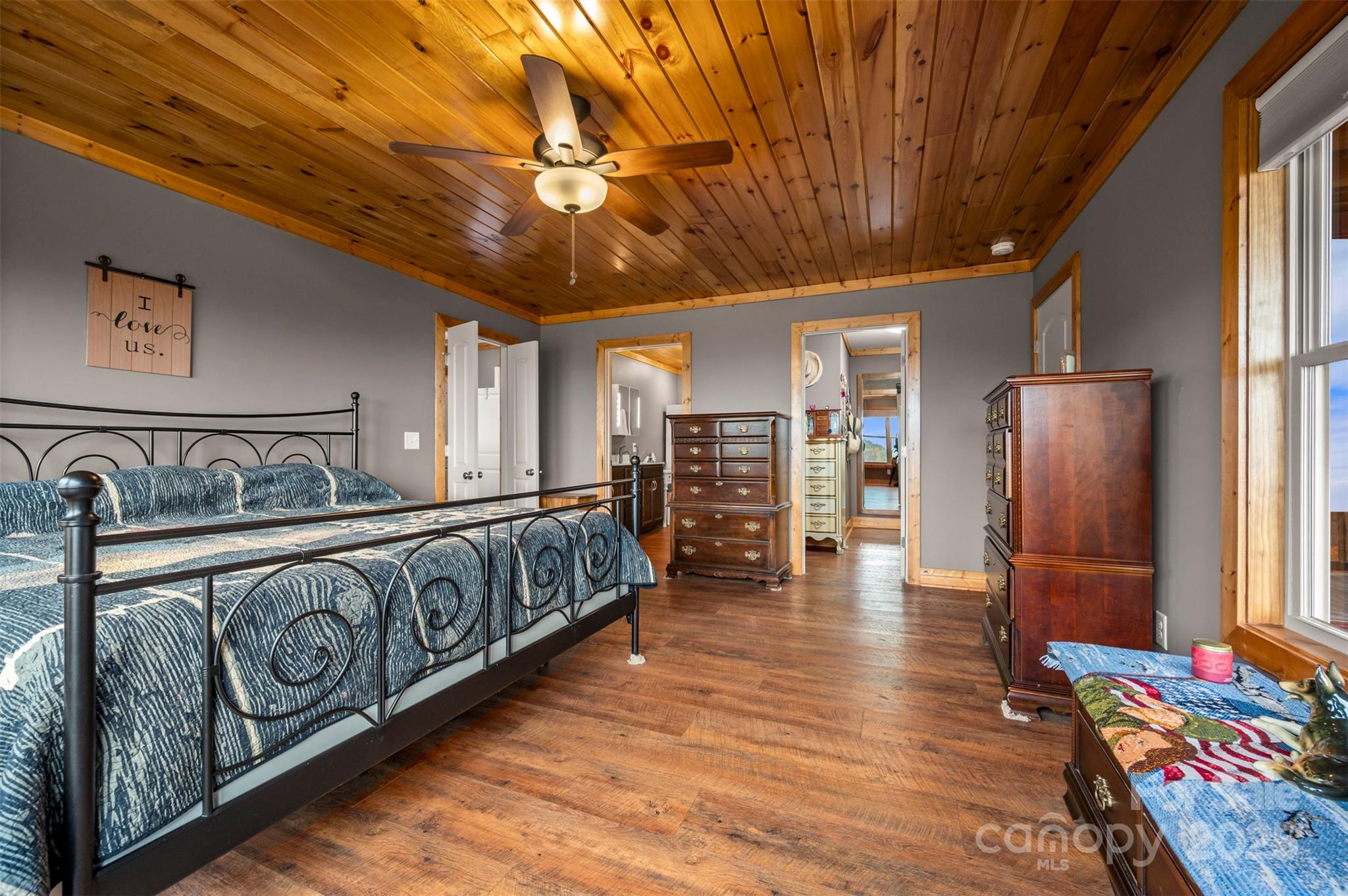 311 Mountain Lookout Drive