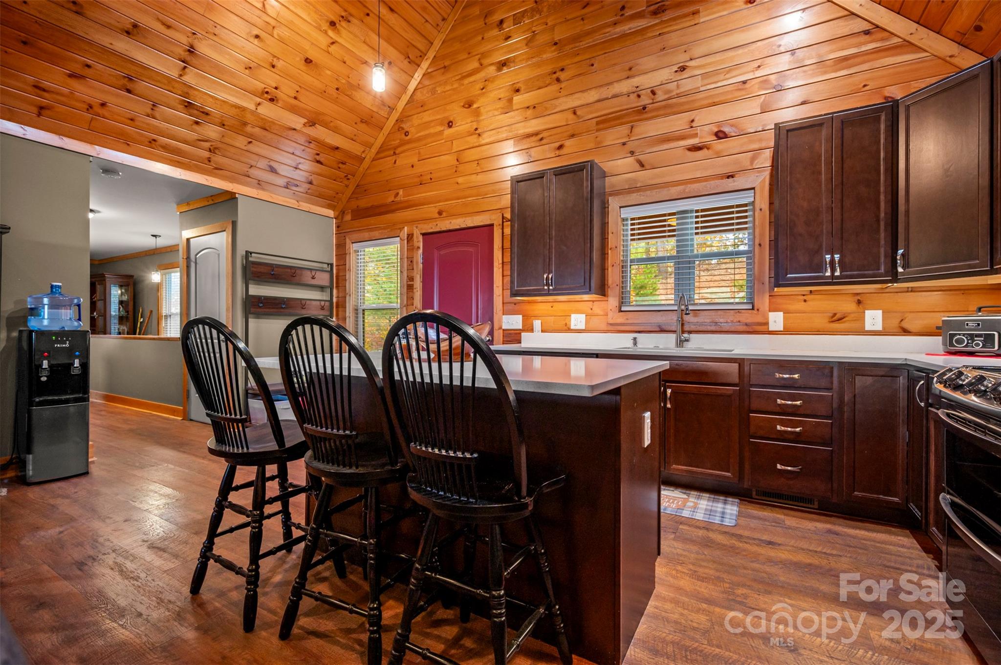 311 Mountain Lookout Drive