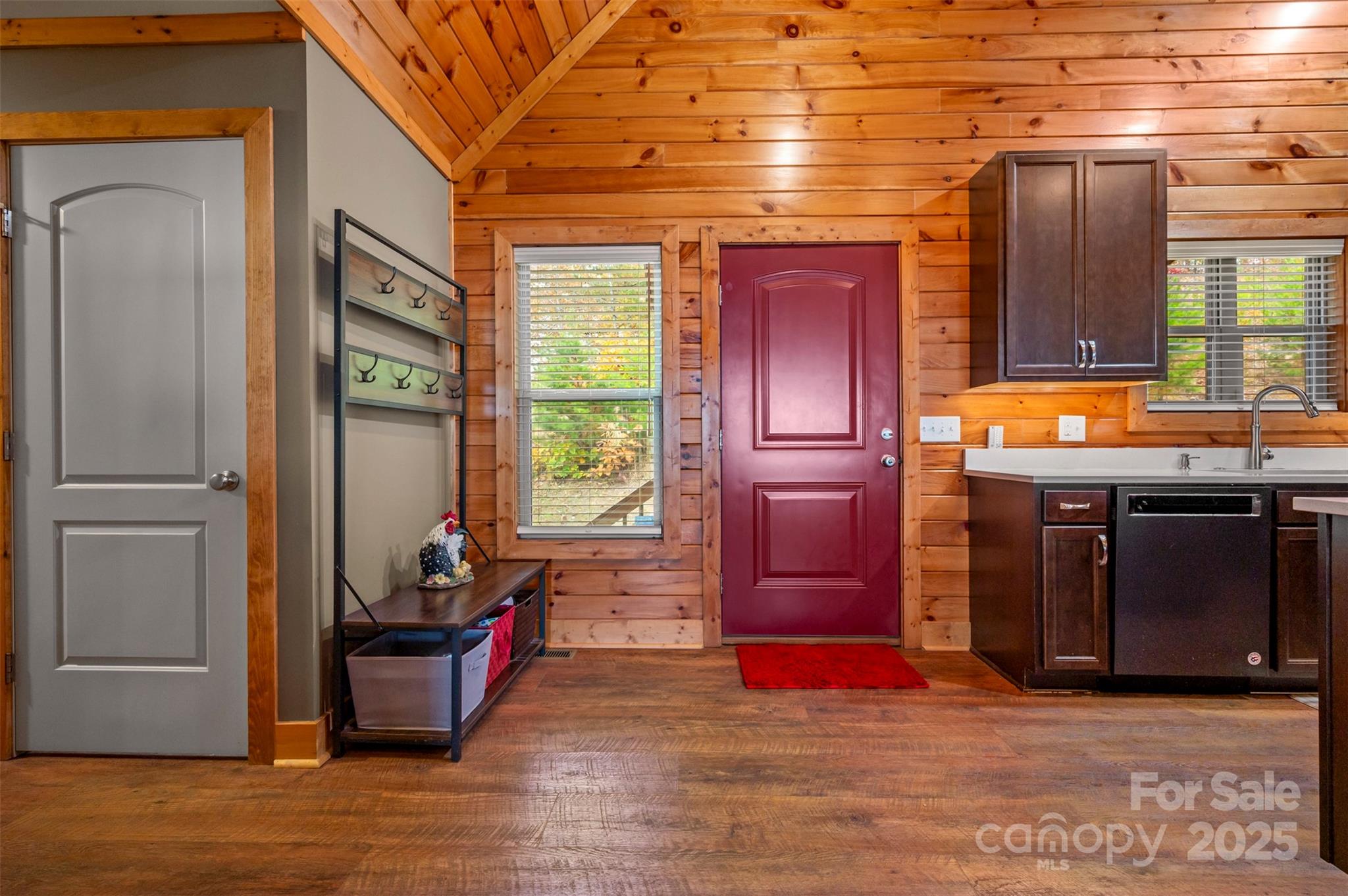 311 Mountain Lookout Drive