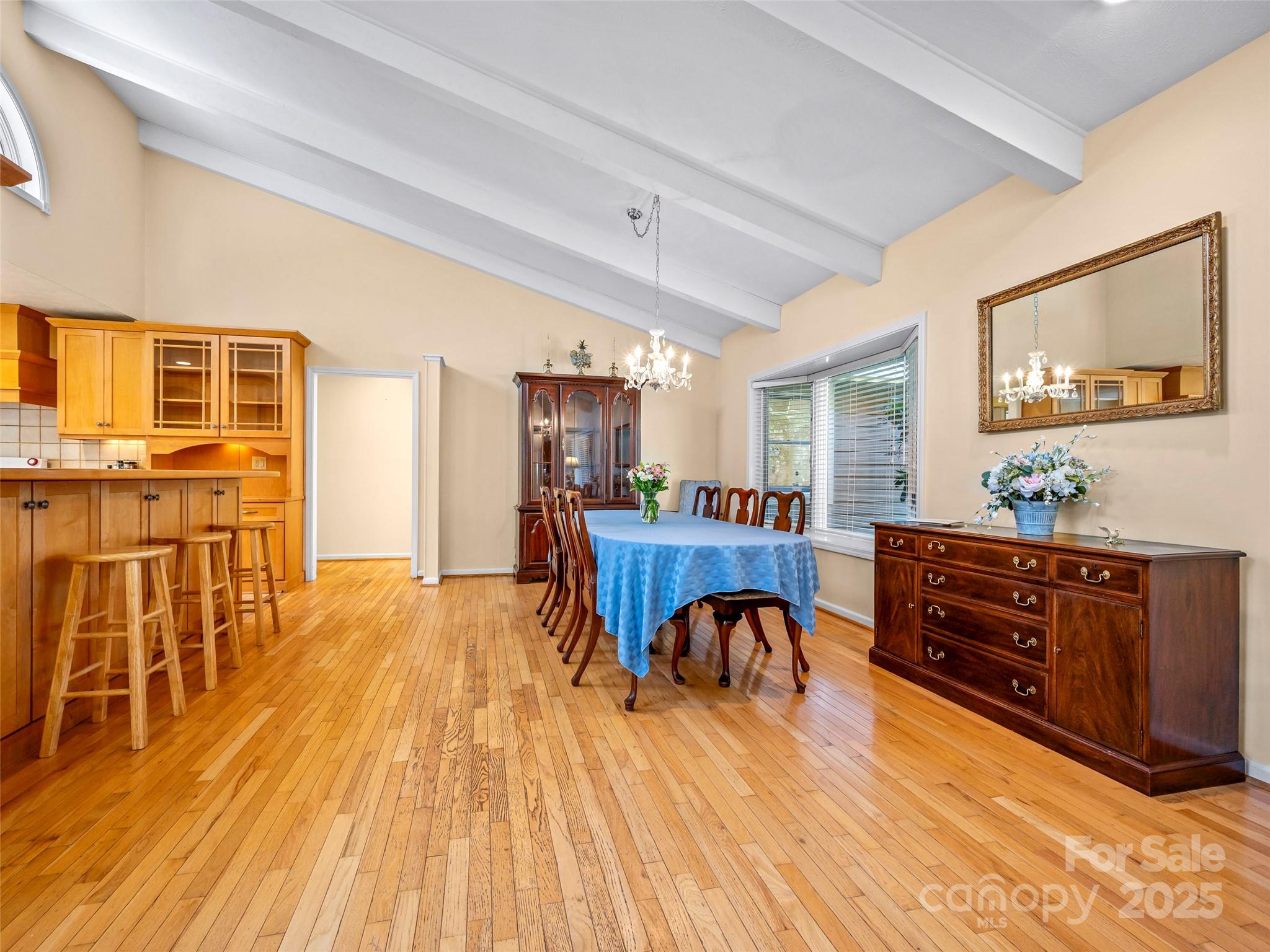 510 E Crooked Creek Lane