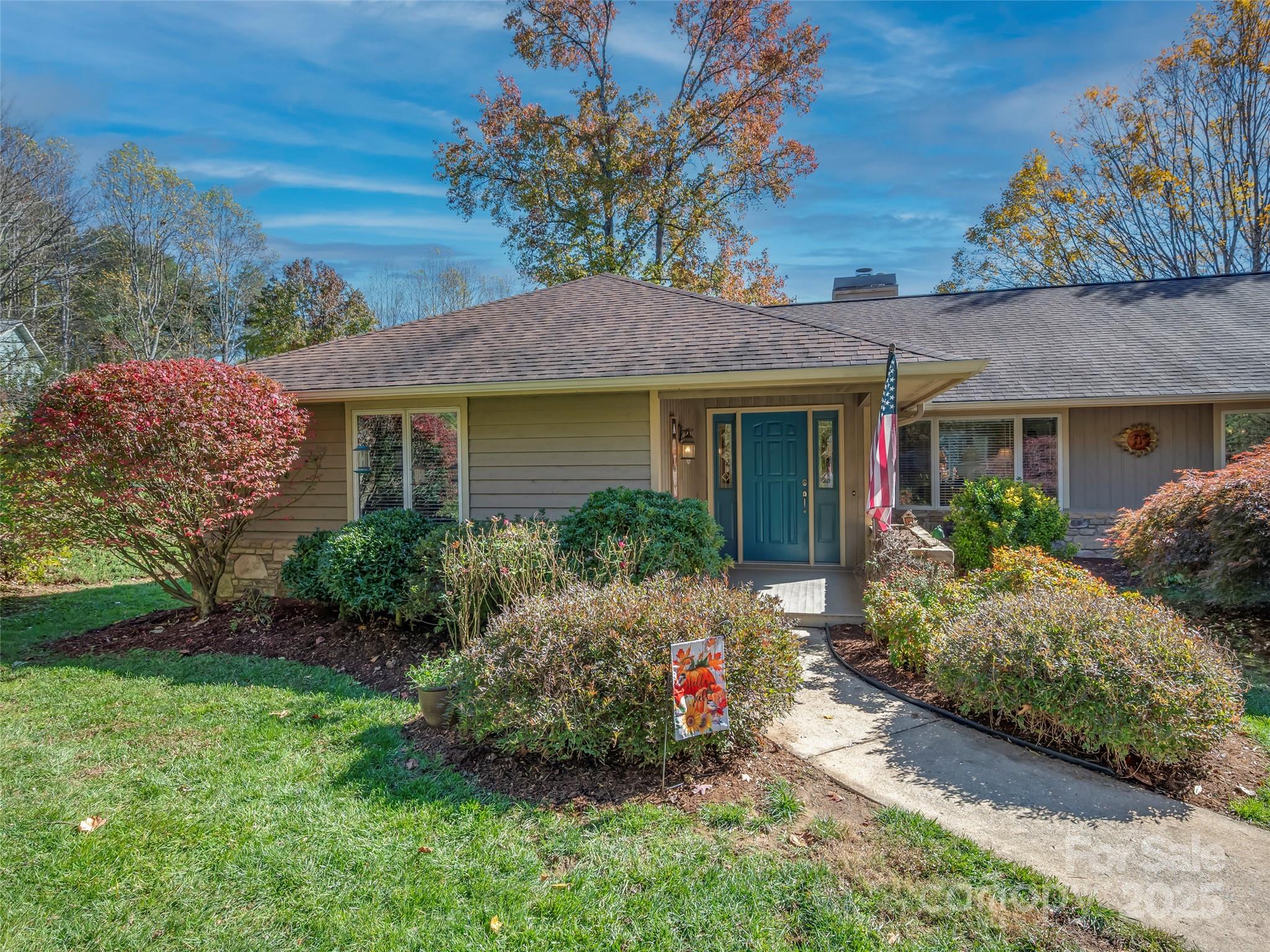 510 E Crooked Creek Lane