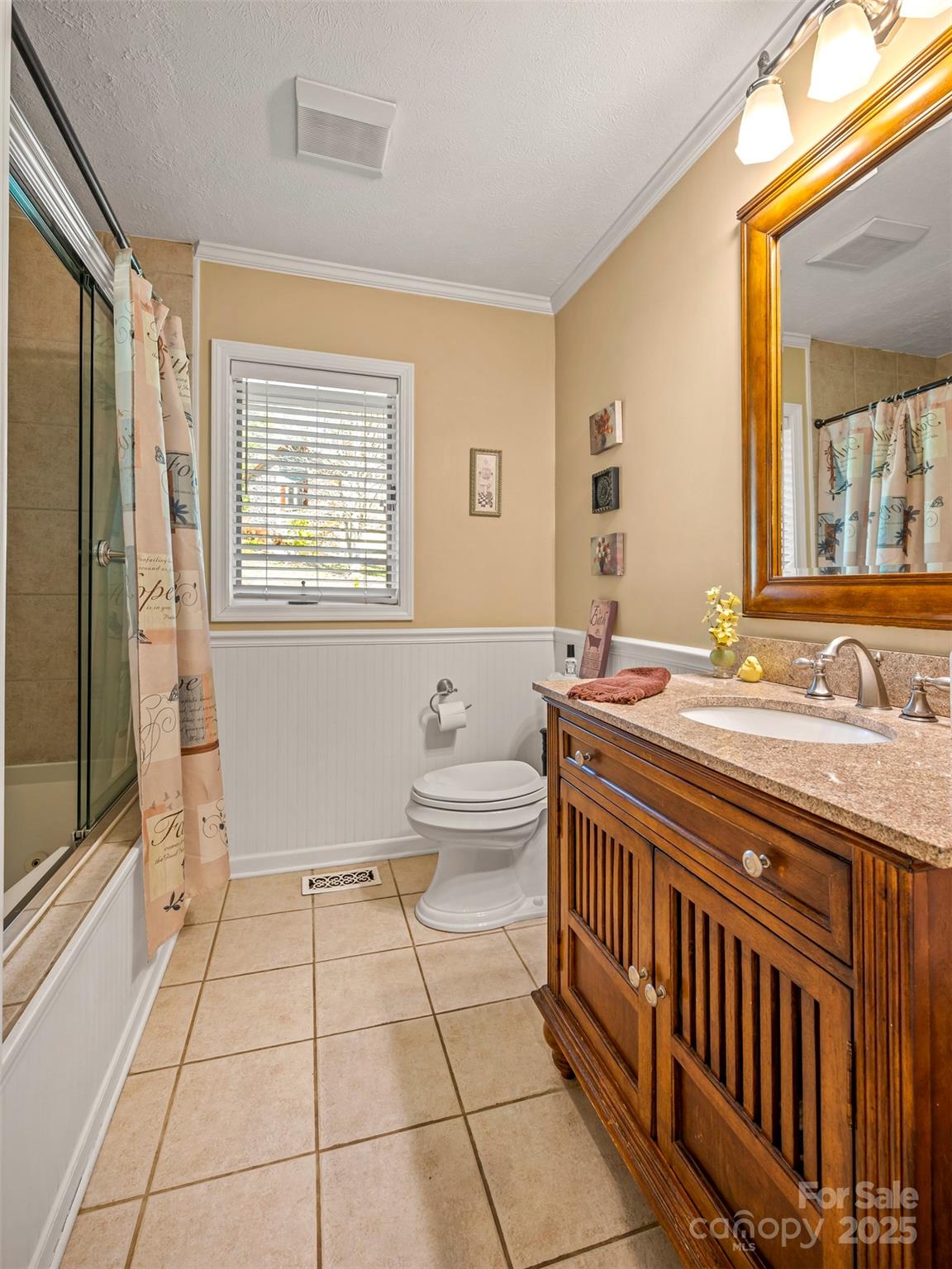 510 E Crooked Creek Lane