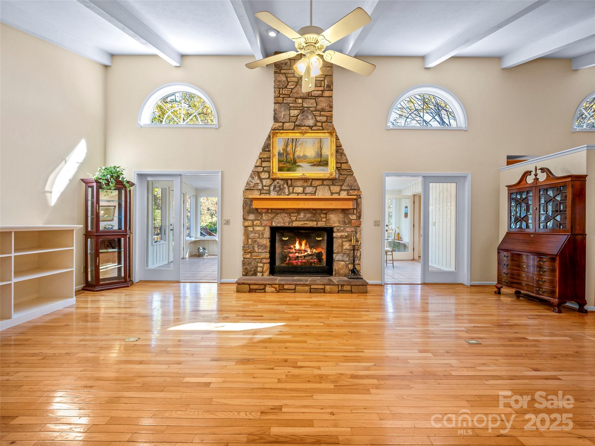 510 E Crooked Creek Lane