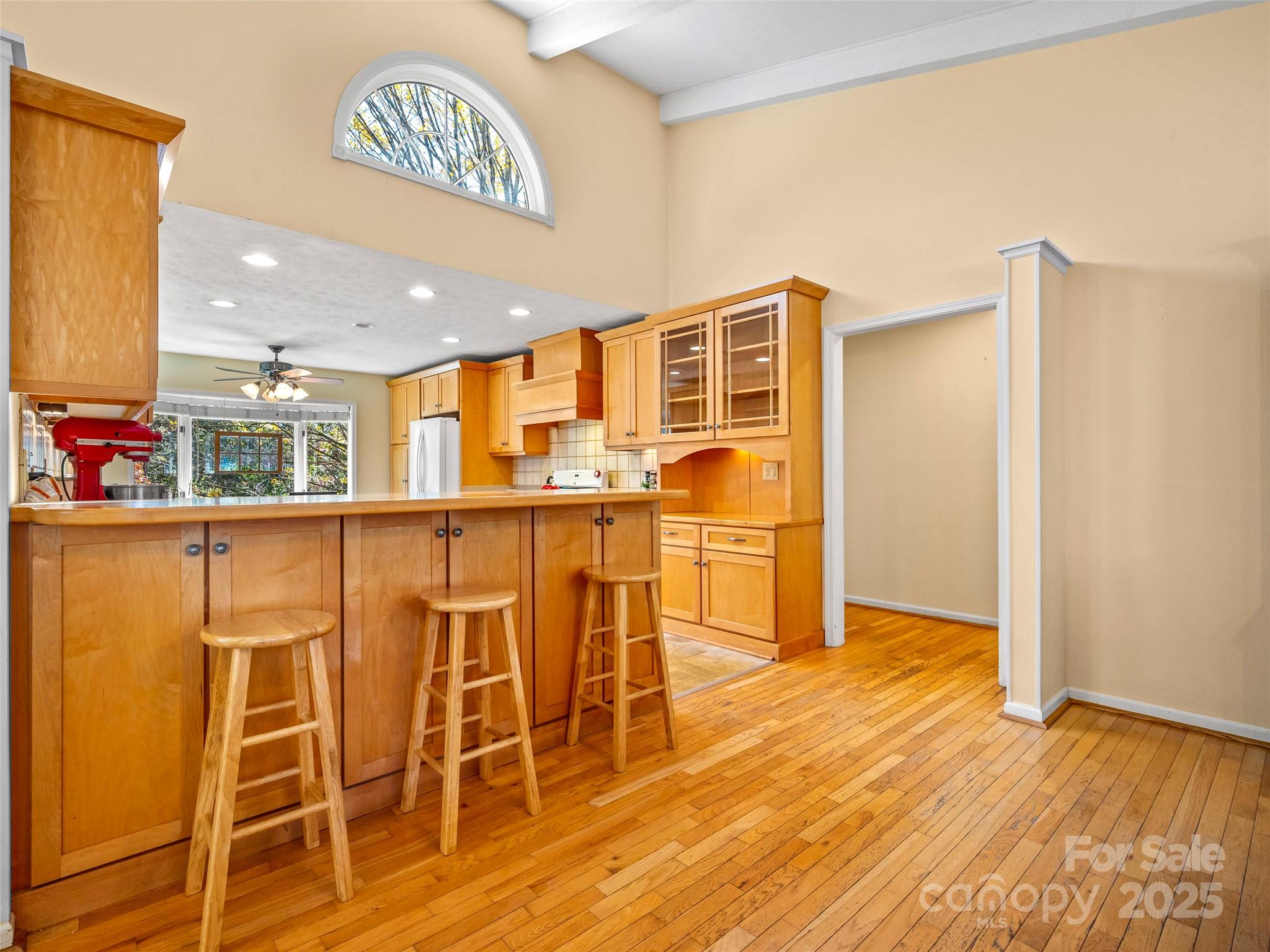 510 E Crooked Creek Lane