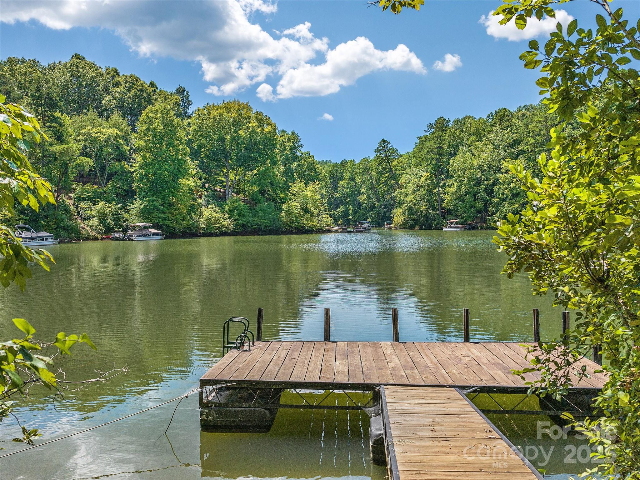 000 South Cove Road Unit: 17