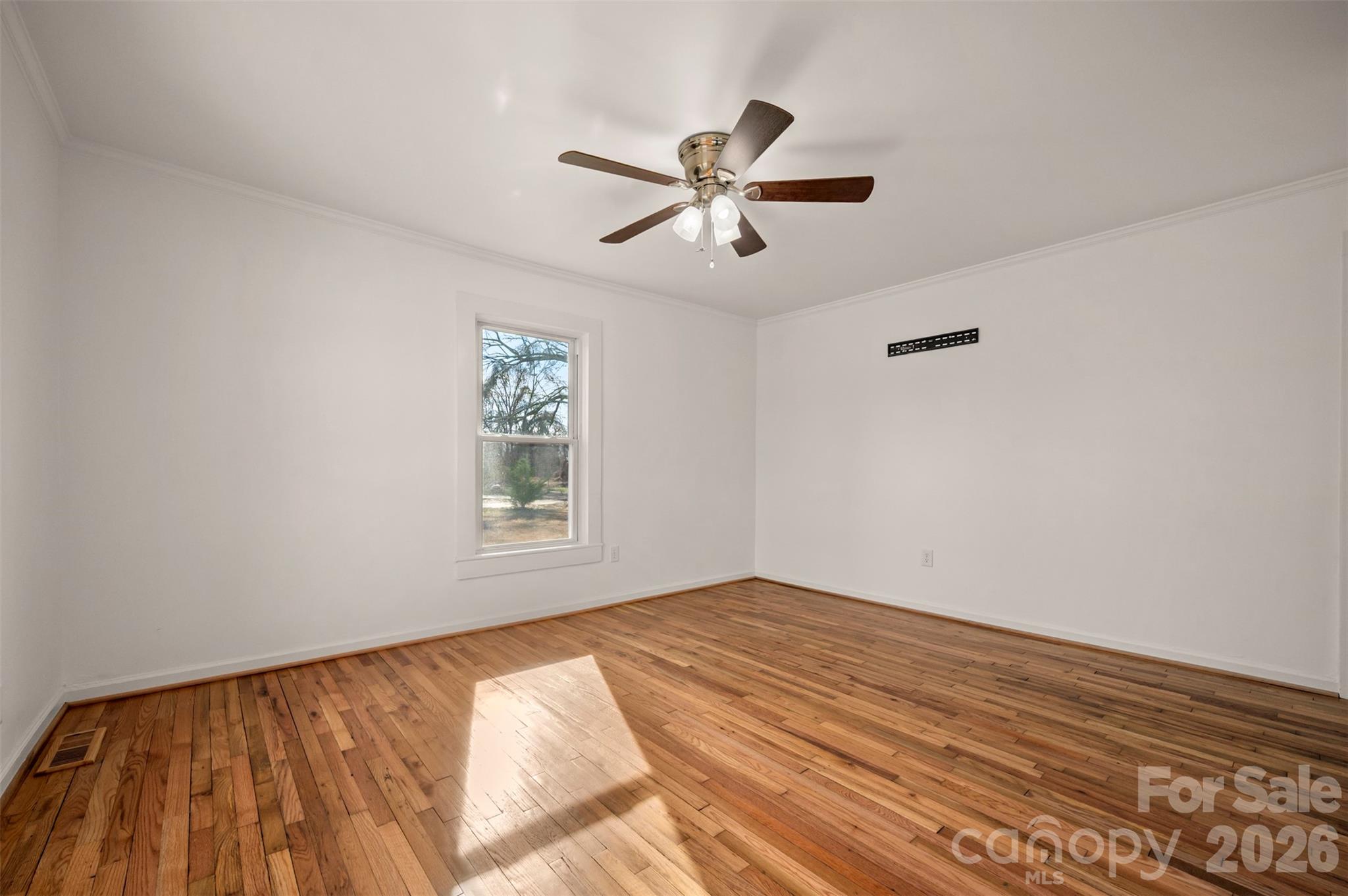 1206 Oakland Road