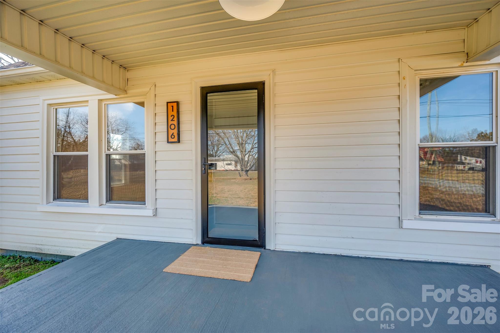 1206 Oakland Road