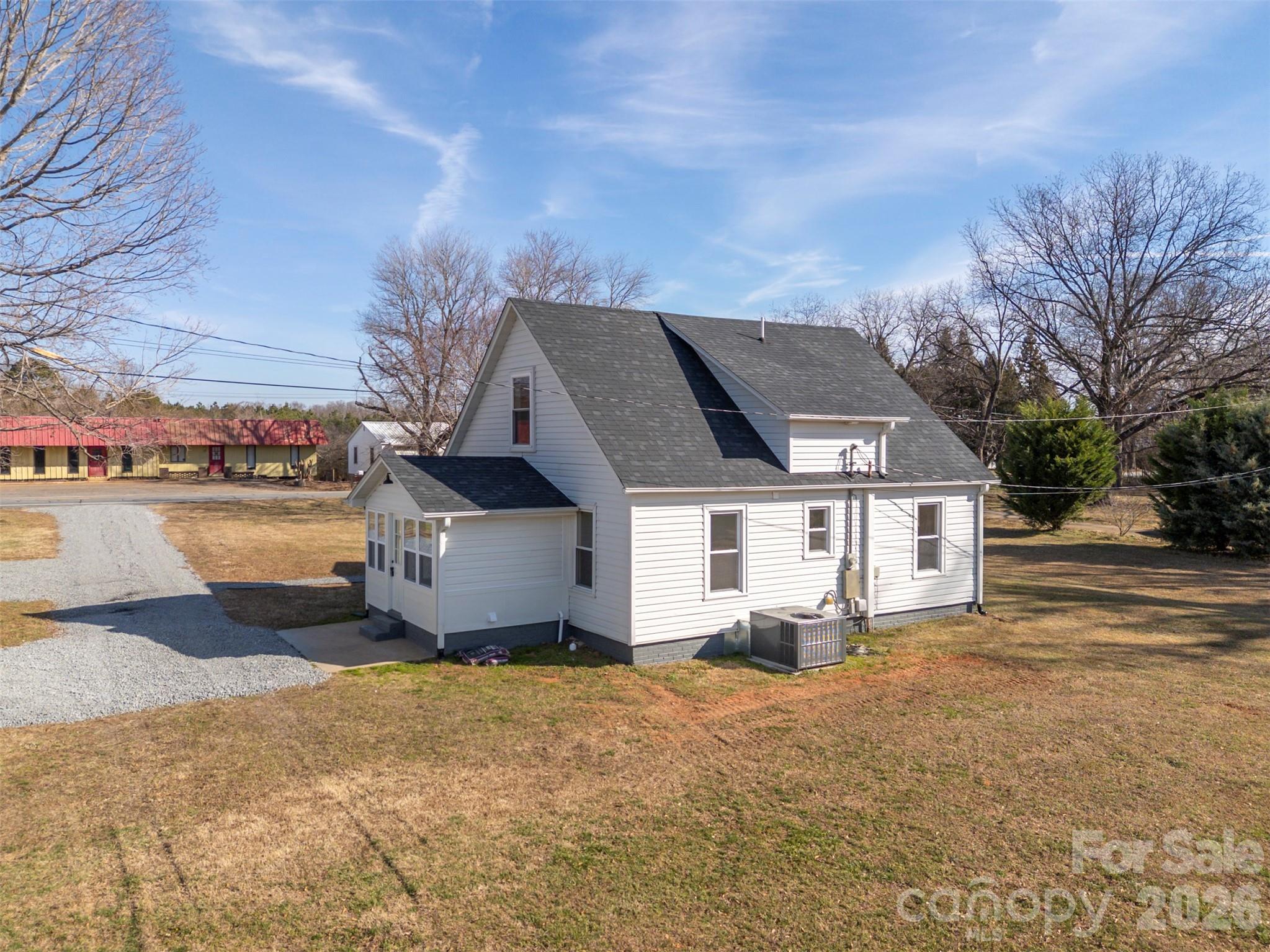 1206 Oakland Road