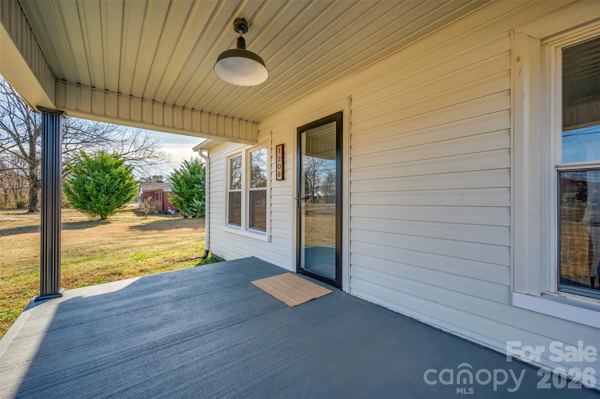 1206 Oakland Road