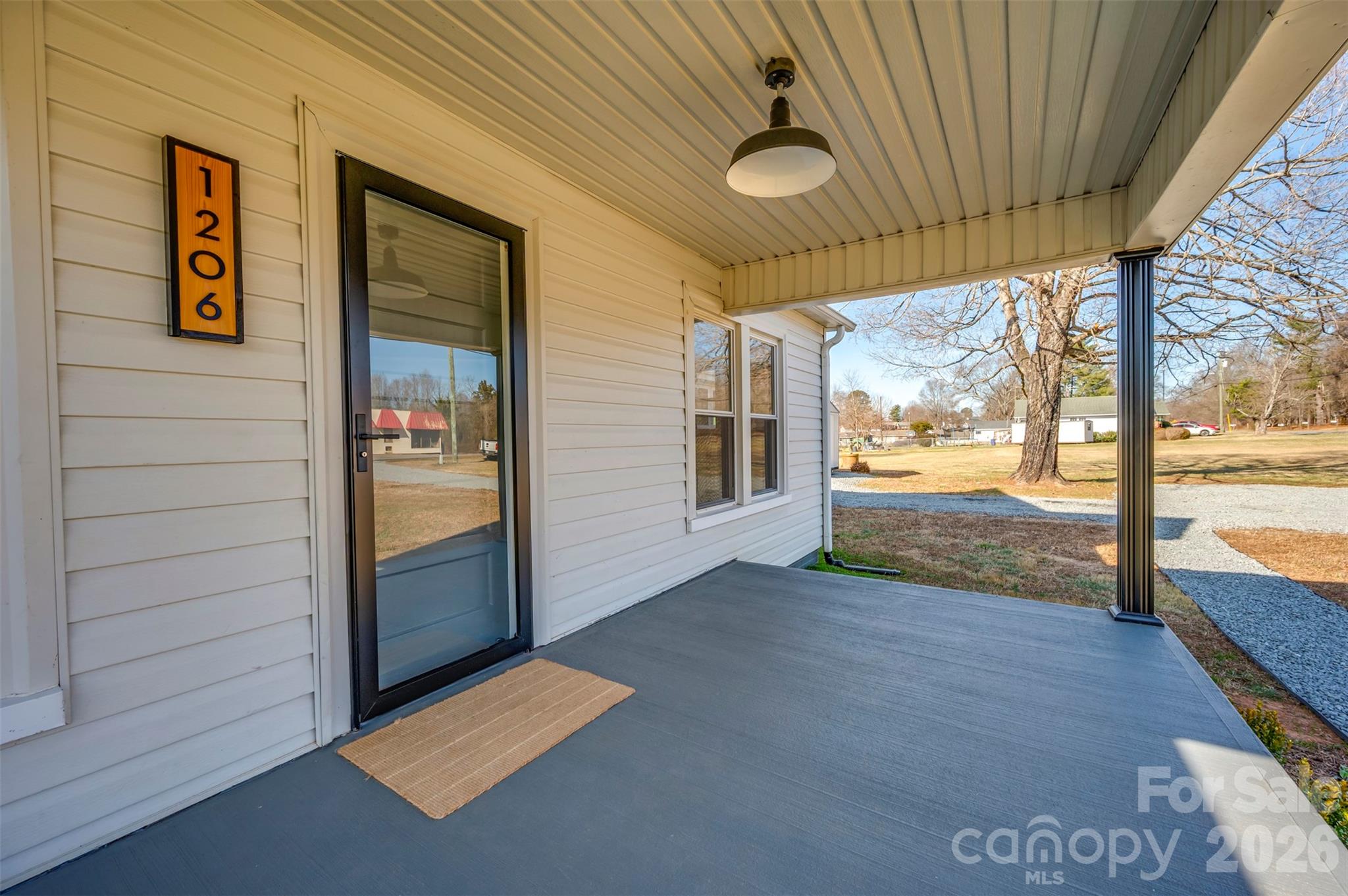 1206 Oakland Road