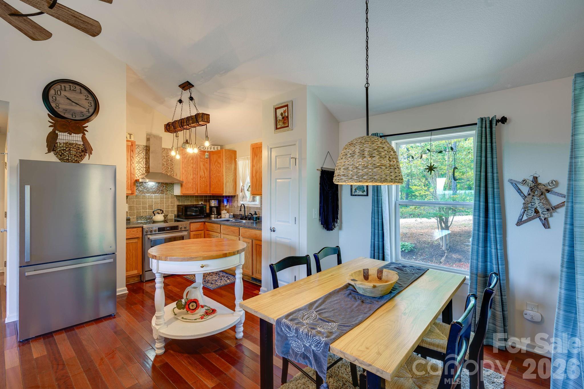 419 Travelers Rest Lane