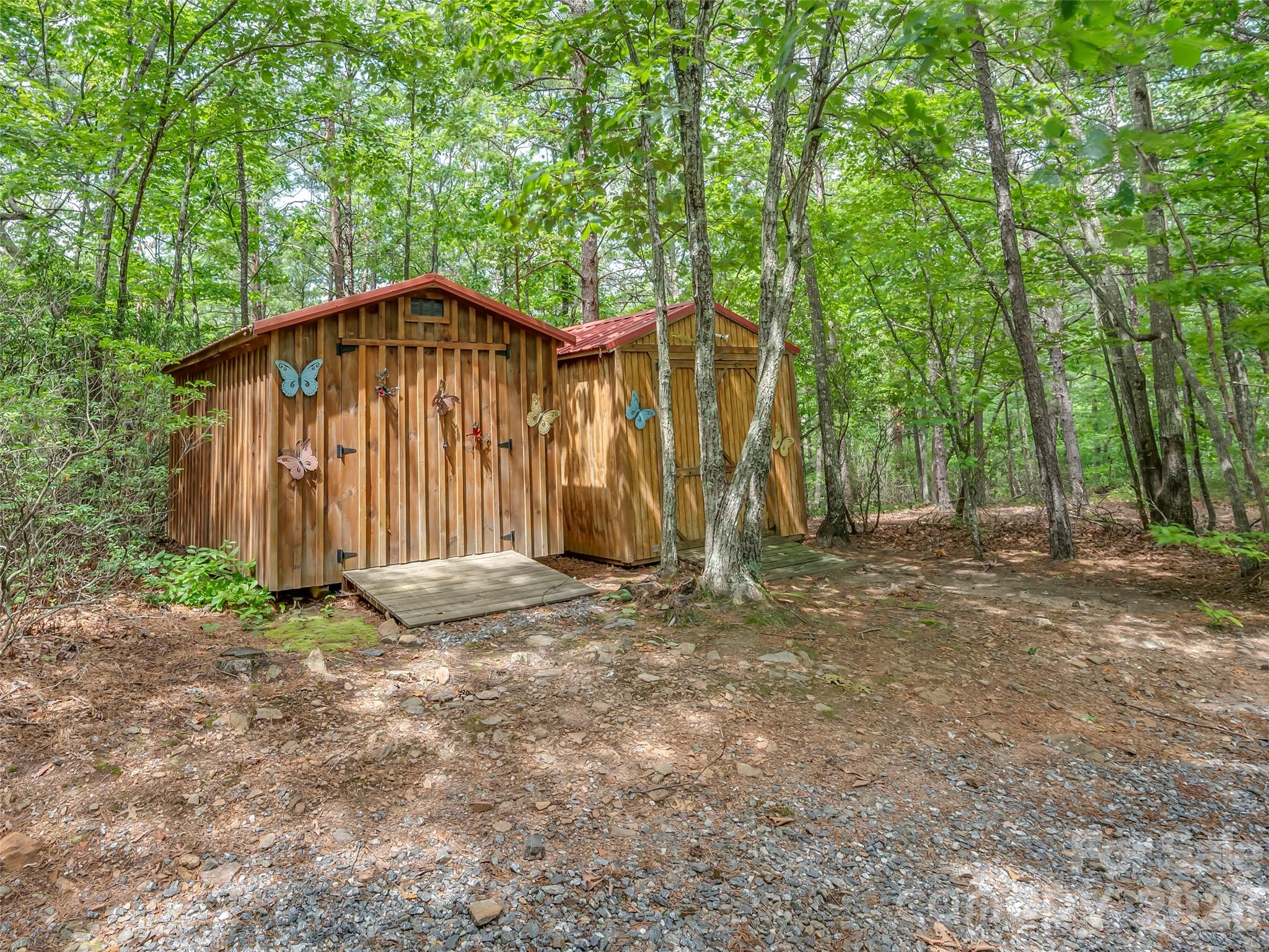916 Fire Tower Road