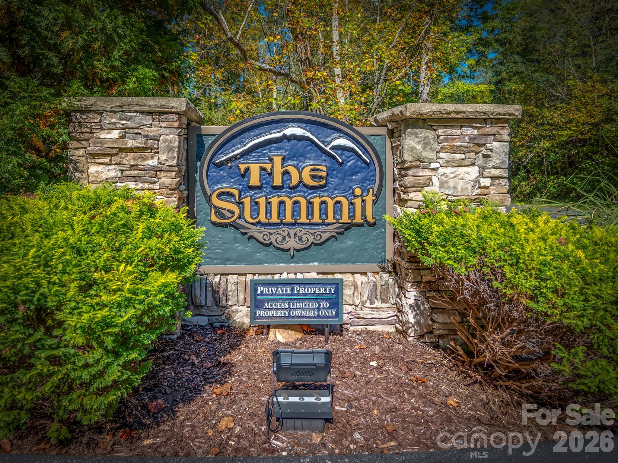 298 Summit Parkway