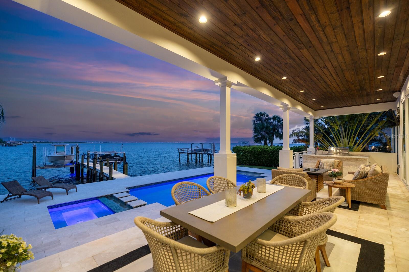 5110 W LONGFELLOW AVE