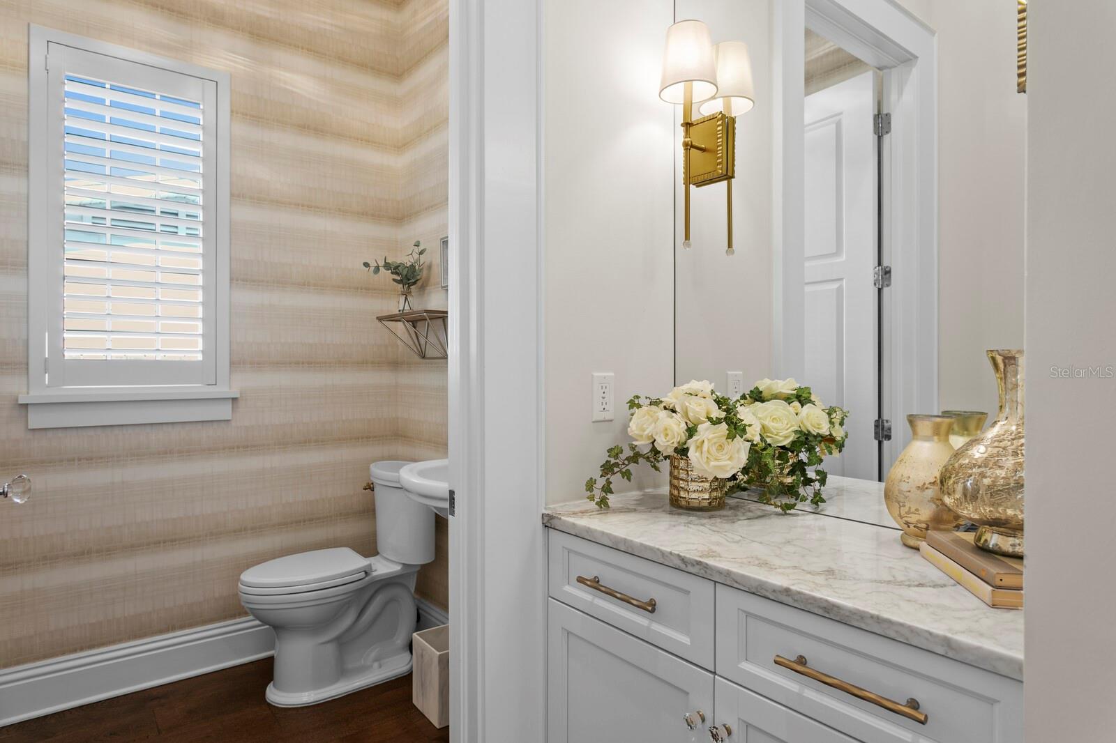 5110 W LONGFELLOW AVE