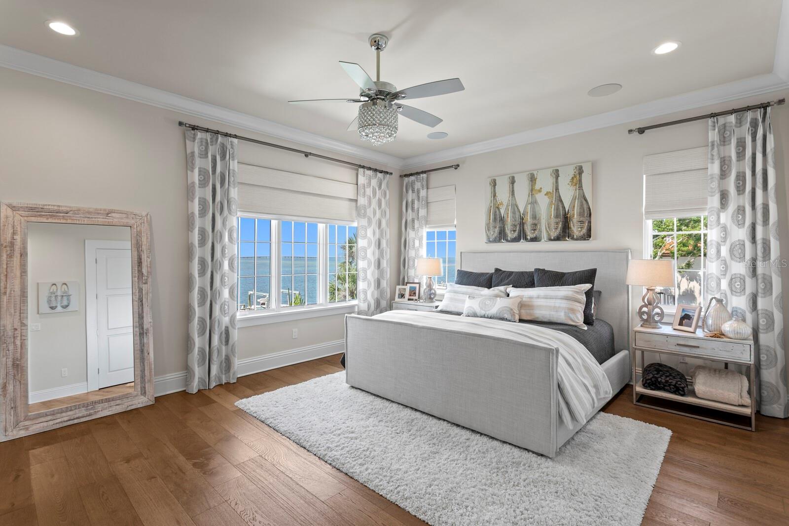 5110 W LONGFELLOW AVE