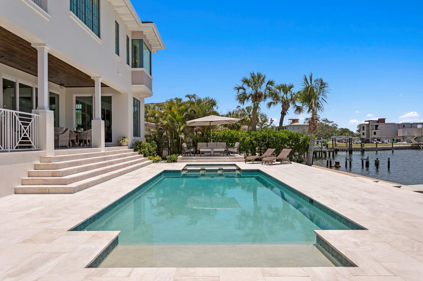 5110 W LONGFELLOW AVE