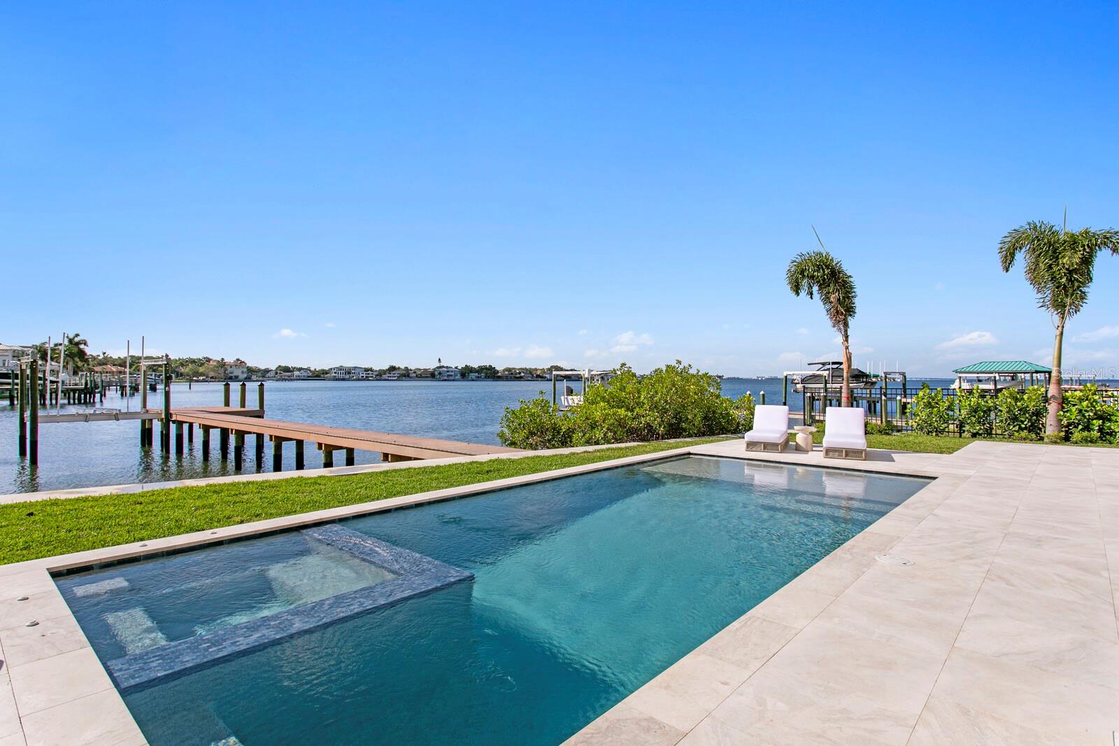 16 SANDPIPER RD