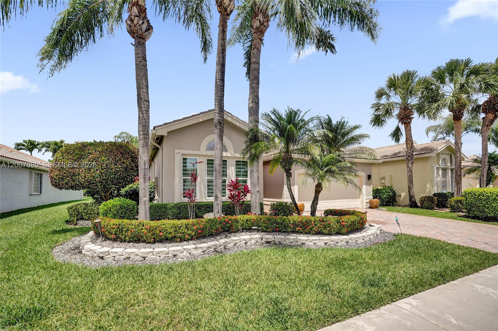8257 La Jolla Vista Lane Lake Worth Fl Us 33467 A12007089