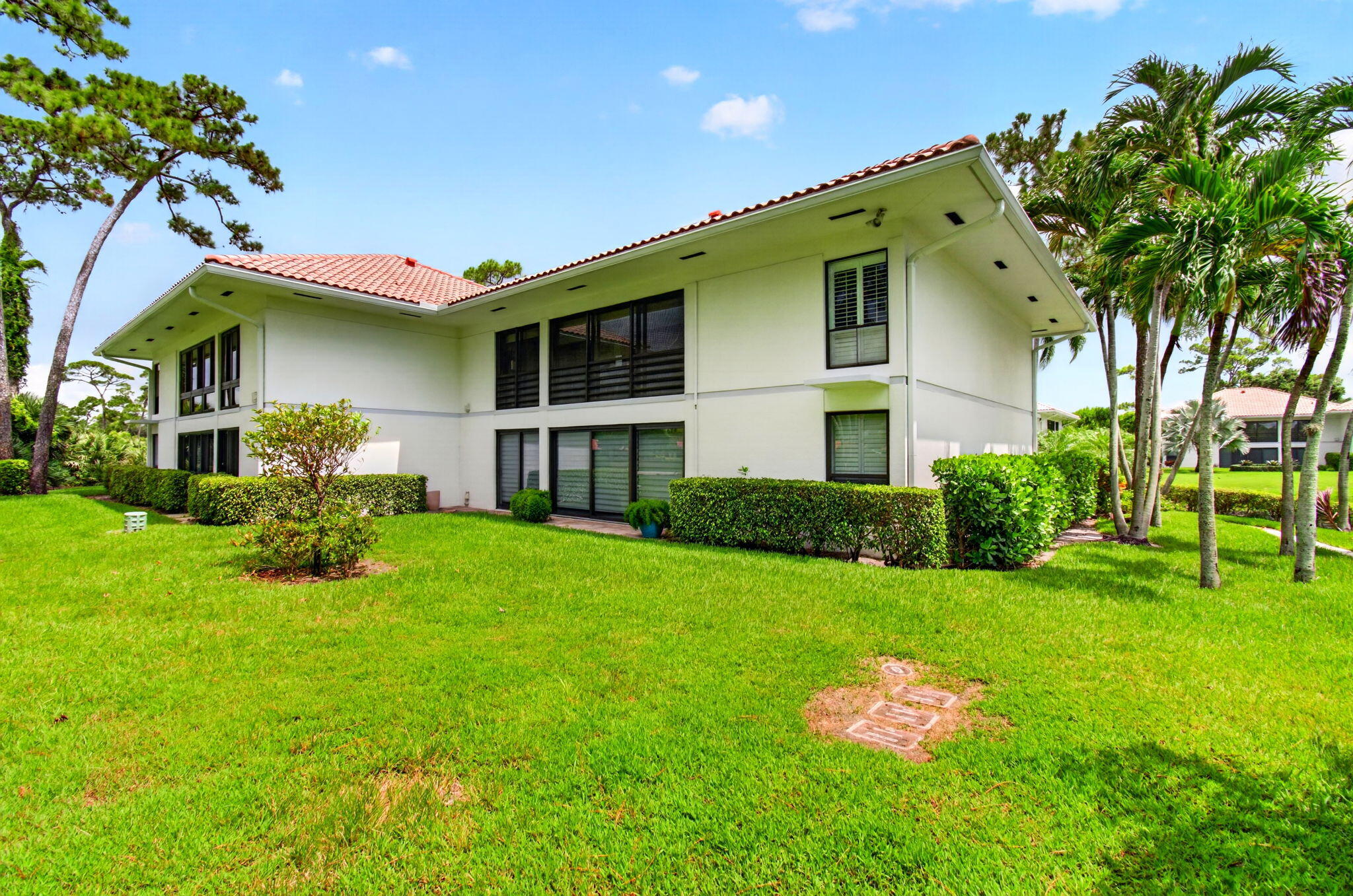 4084 N Quail Ridge Drive Unit B