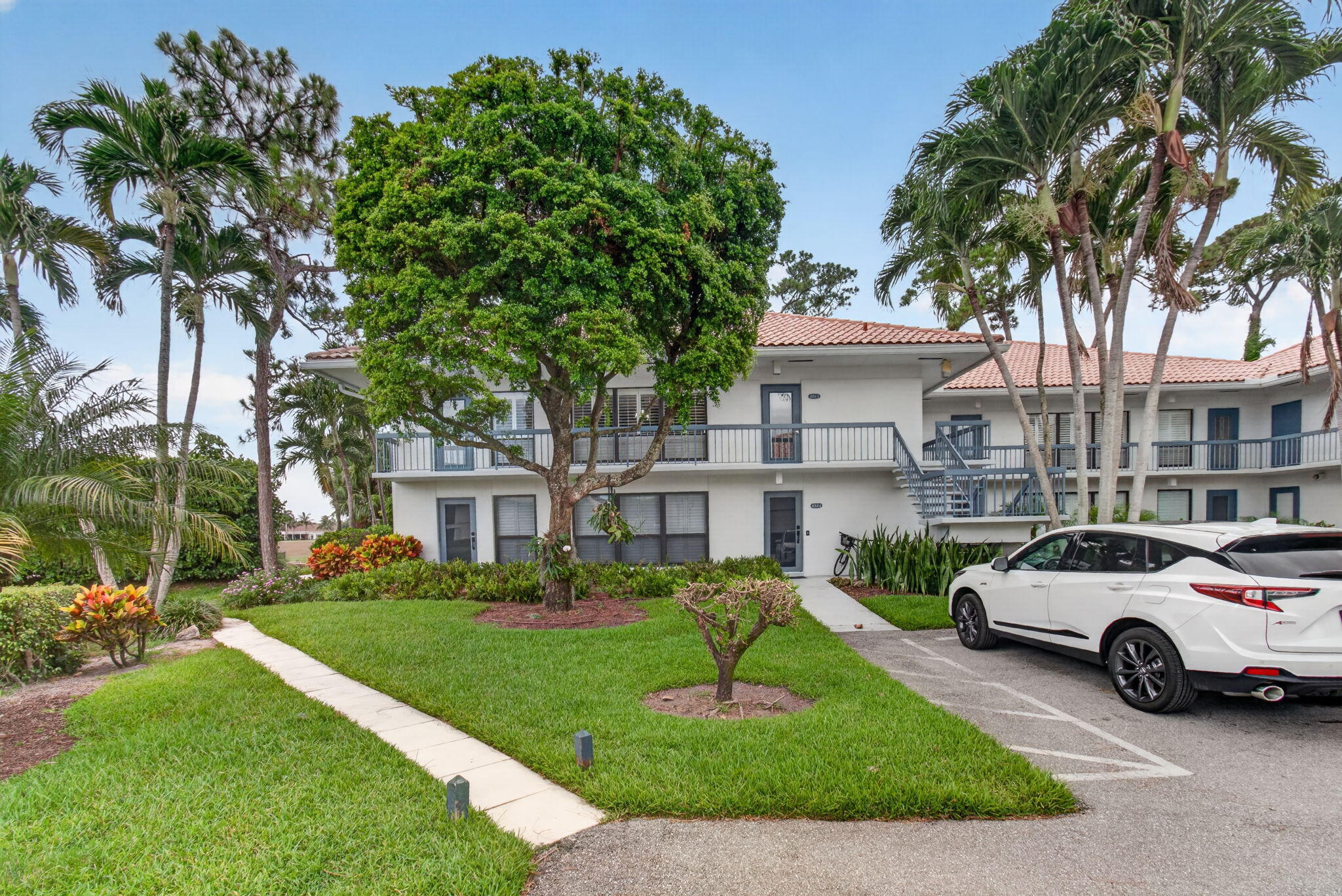 4084 N Quail Ridge Drive Unit B