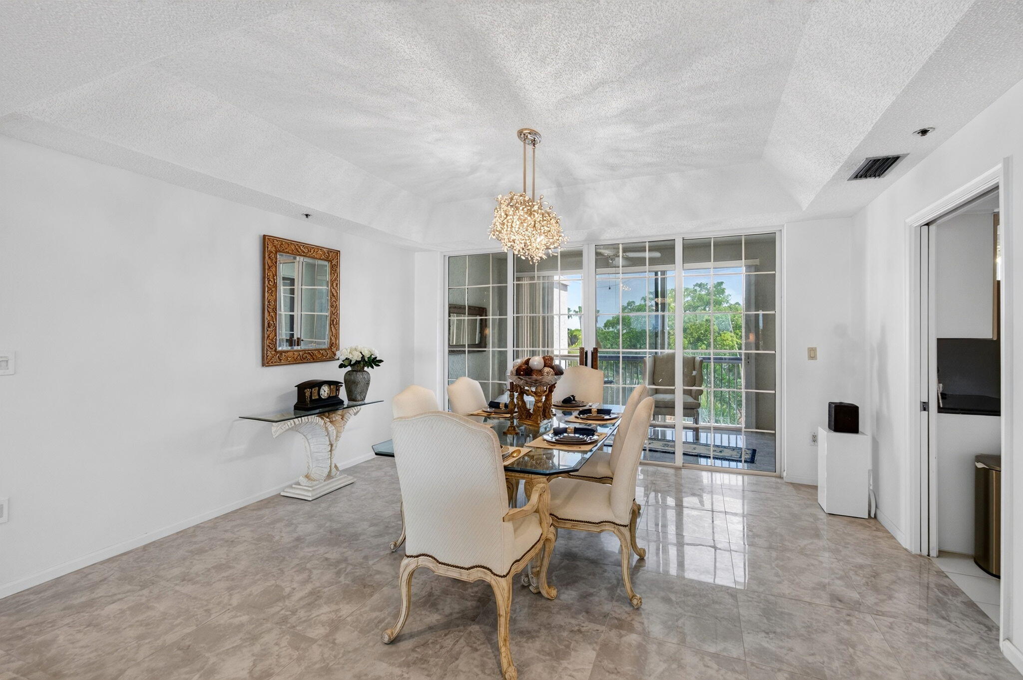 17031 Boca Club Boulevard 104A